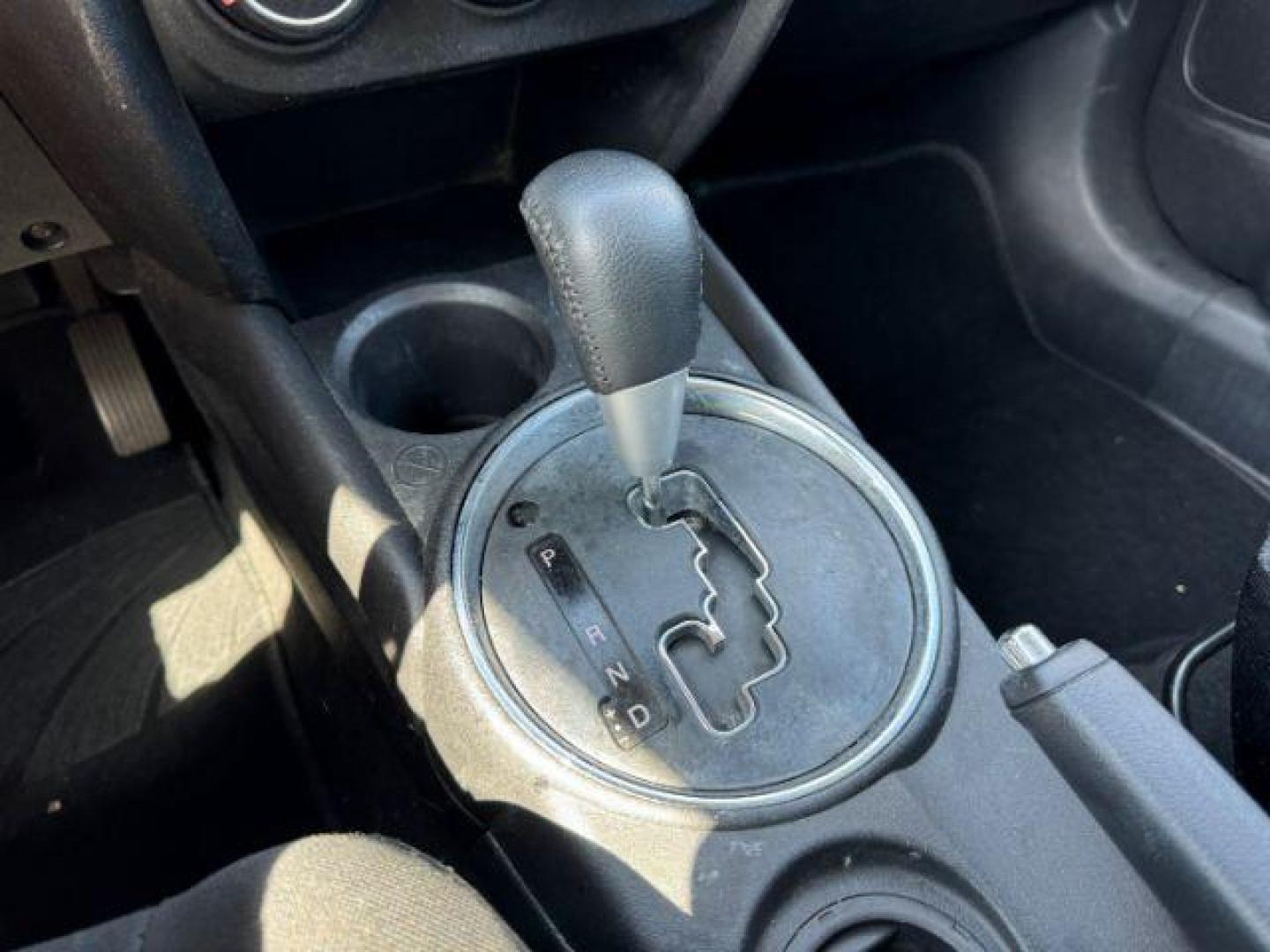 2015 SILVER Mitsubishi Outlander Sport ES 2WD (4A4AP3AU7FE) with an 2.0L L4 DOHC 16V engine, Continuously Variabl transmission, located at 2715 W Pioneer Pkwy, Arlington, TX, 76013, (817) 265-9009, 32.710262, -97.153236 - Photo#33