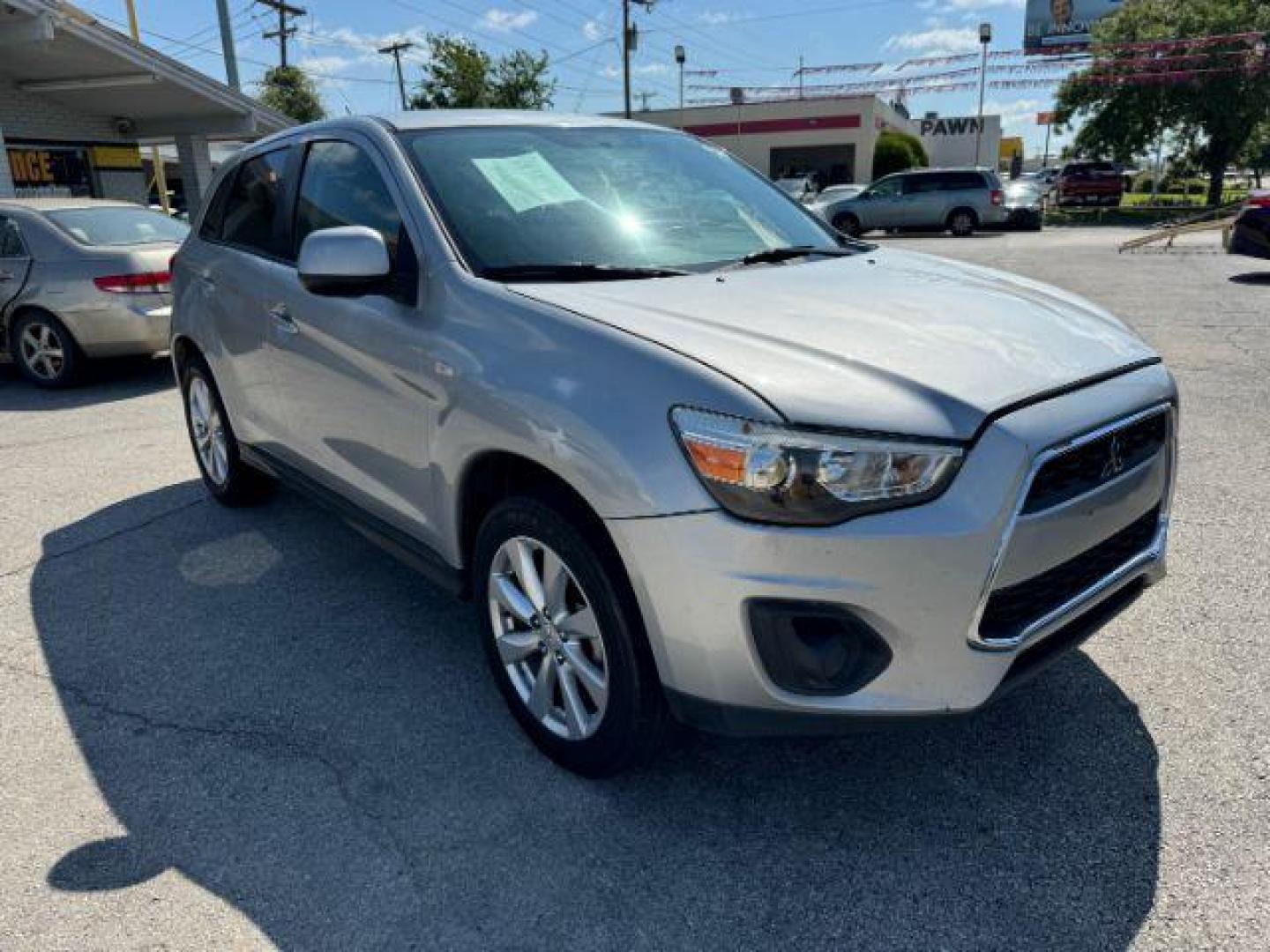 2015 SILVER Mitsubishi Outlander Sport ES 2WD (4A4AP3AU7FE) with an 2.0L L4 DOHC 16V engine, Continuously Variabl transmission, located at 2715 W Pioneer Pkwy, Arlington, TX, 76013, (817) 265-9009, 32.710262, -97.153236 - Photo#22