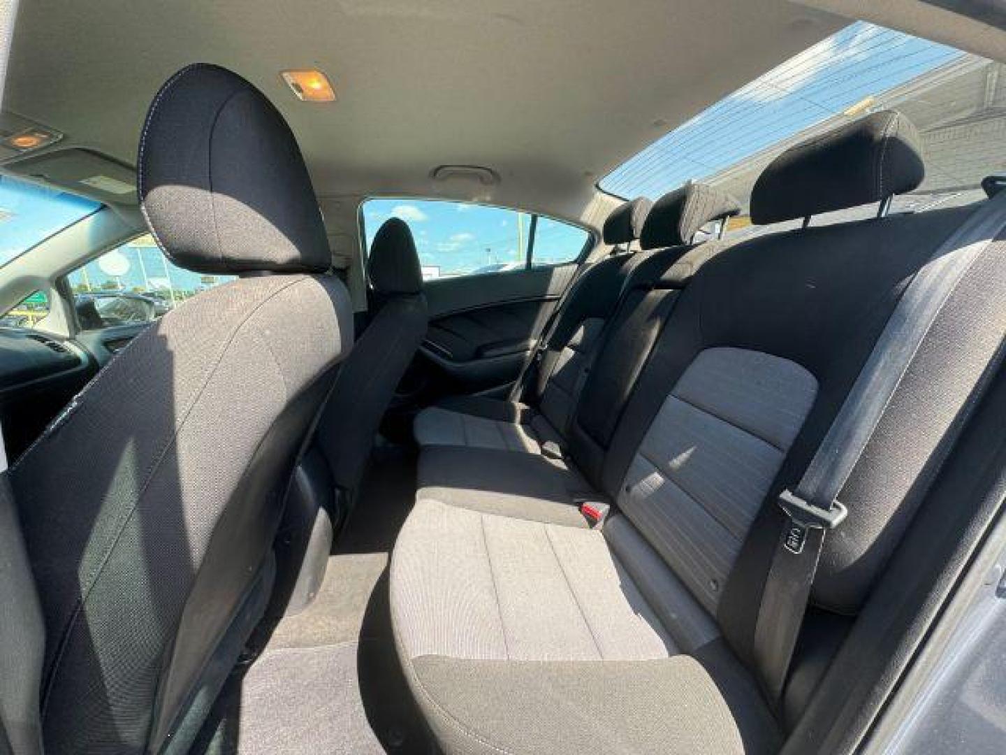 2015 GRAY Kia Forte EX (KNAFX4A83F5) with an 2.0L L4 DOHC 16V engine, 6-Speed Automatic transmission, located at 2715 W Pioneer Pkwy, Arlington, TX, 76013, (817) 265-9009, 32.710262, -97.153236 - Photo#11