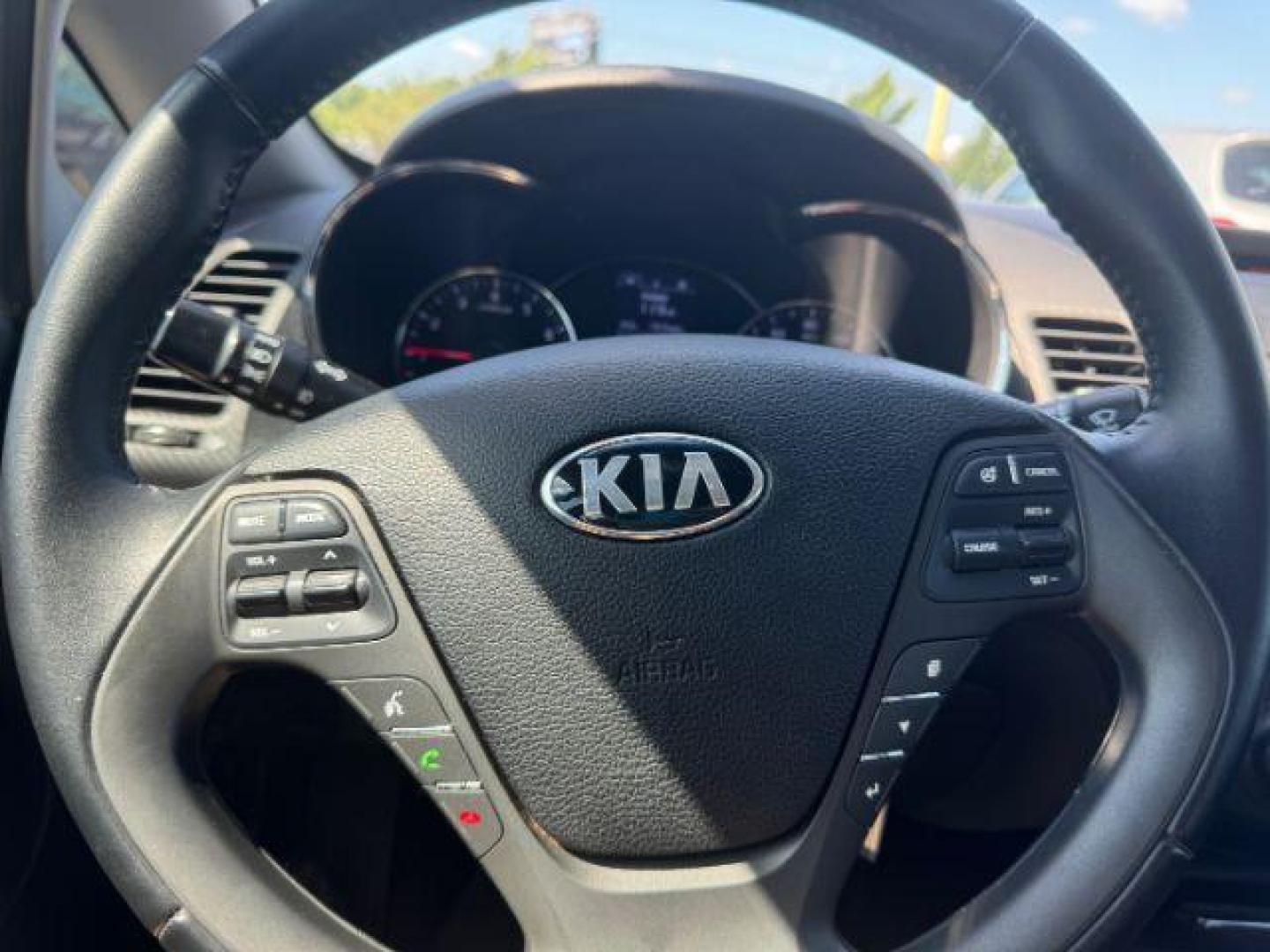 2015 GRAY Kia Forte EX (KNAFX4A83F5) with an 2.0L L4 DOHC 16V engine, 6-Speed Automatic transmission, located at 2715 W Pioneer Pkwy, Arlington, TX, 76013, (817) 265-9009, 32.710262, -97.153236 - Photo#18