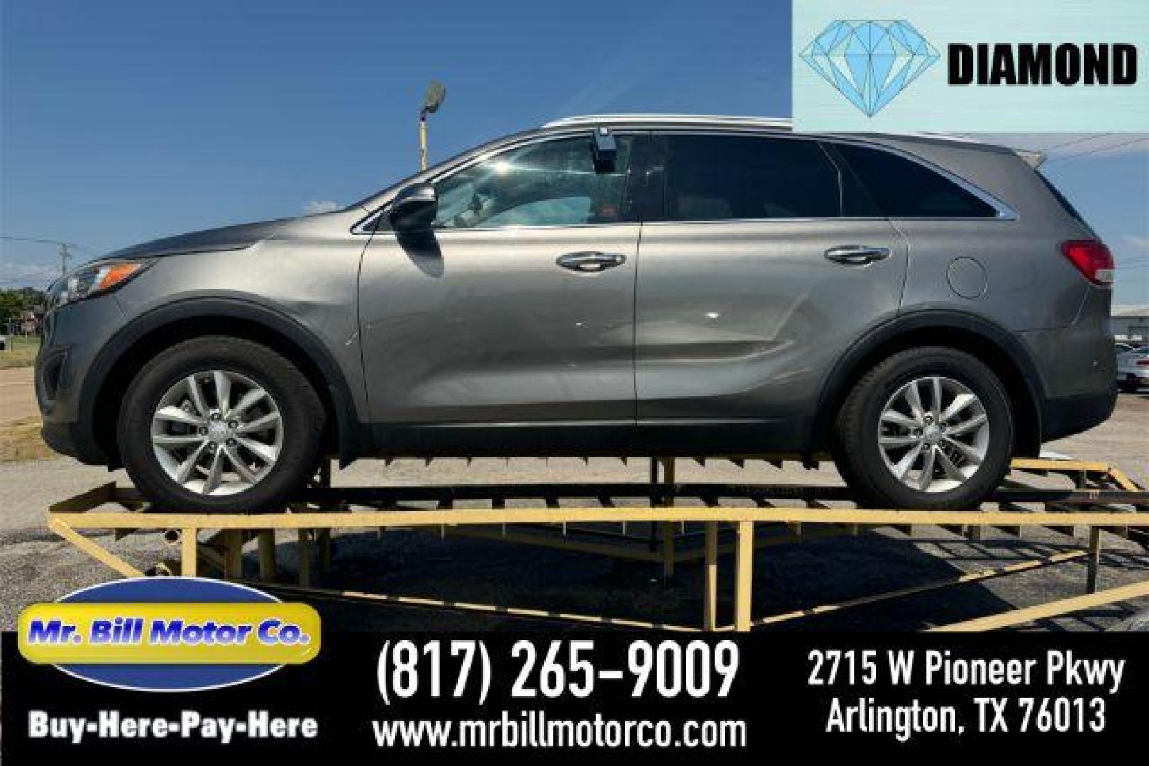 2016 GRAY Kia Sorento LX 2WD (5XYPG4A39GG) with an 2.4L L4 DOHC 16V engine, 6-Speed Automatic transmission, located at 2715 W Pioneer Pkwy, Arlington, TX, 76013, (817) 265-9009, 32.710262, -97.153236 - Photo#0