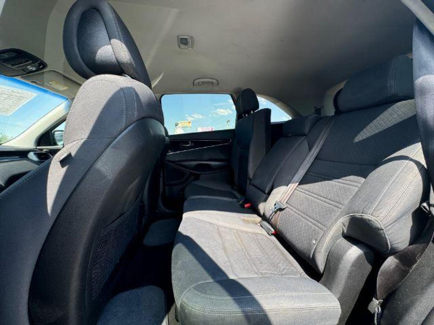 2016 GRAY Kia Sorento LX 2WD (5XYPG4A39GG) with an 2.4L L4 DOHC 16V engine, 6-Speed Automatic transmission, located at 2715 W Pioneer Pkwy, Arlington, TX, 76013, (817) 265-9009, 32.710262, -97.153236 - Photo#11