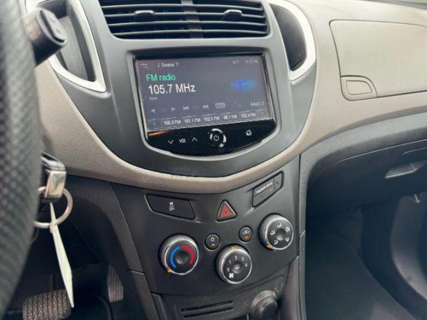 2015 WHITE Chevrolet Trax SPORT UTILITY 4-DR (KL7CJKSB6FB) with an 1.4L L4 DOHC 16V engine, 6-Speed Automatic transmission, located at 2715 W Pioneer Pkwy, Arlington, TX, 76013, (817) 265-9009, 32.710262, -97.153236 - Photo#16
