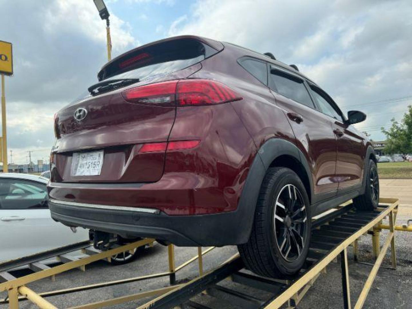 2019 MAROON Hyundai Tucson Value (KM8J33A40KU) with an 2.0L L4 DOHC 16V engine, 6-Speed Automatic transmission, located at 2715 W Pioneer Pkwy, Arlington, TX, 76013, (817) 265-9009, 32.710262, -97.153236 - Photo#5