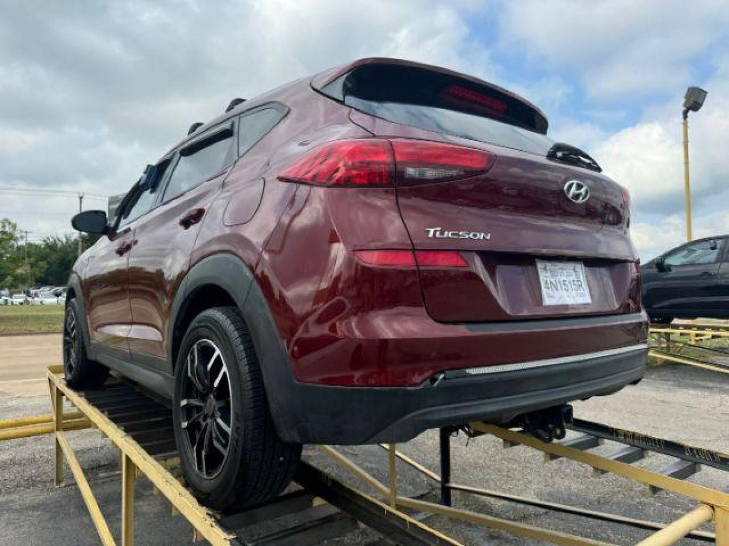 2019 MAROON Hyundai Tucson Value (KM8J33A40KU) with an 2.0L L4 DOHC 16V engine, 6-Speed Automatic transmission, located at 2715 W Pioneer Pkwy, Arlington, TX, 76013, (817) 265-9009, 32.710262, -97.153236 - Photo#7