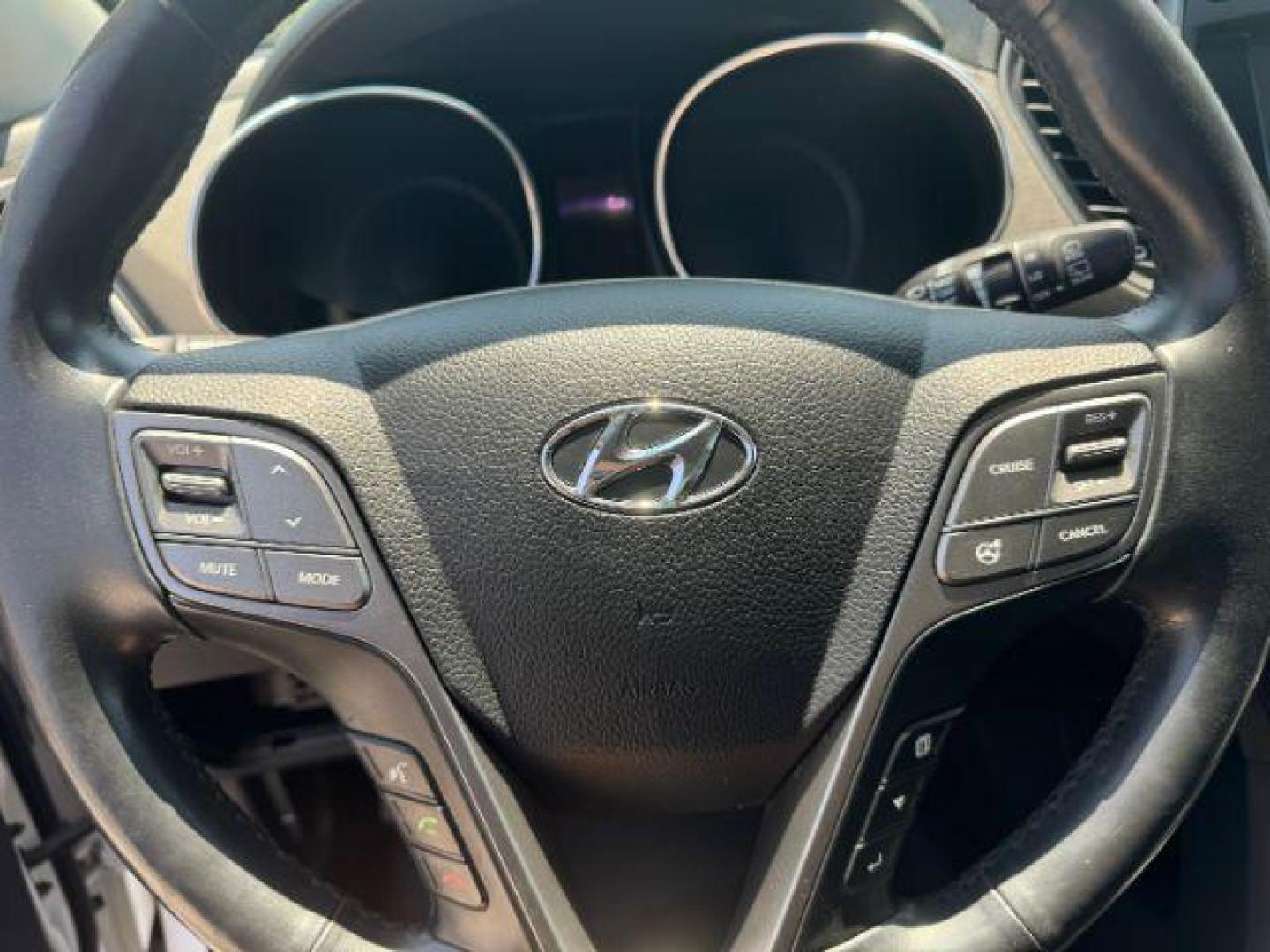 2015 WHITE Hyundai Santa Fe Sport 2.4 FWD (5XYZU3LB8FG) with an 2.4L L4 DOHC 16V engine, 6-Speed Automatic transmission, located at 2715 W Pioneer Pkwy, Arlington, TX, 76013, (817) 265-9009, 32.710262, -97.153236 - Photo#18