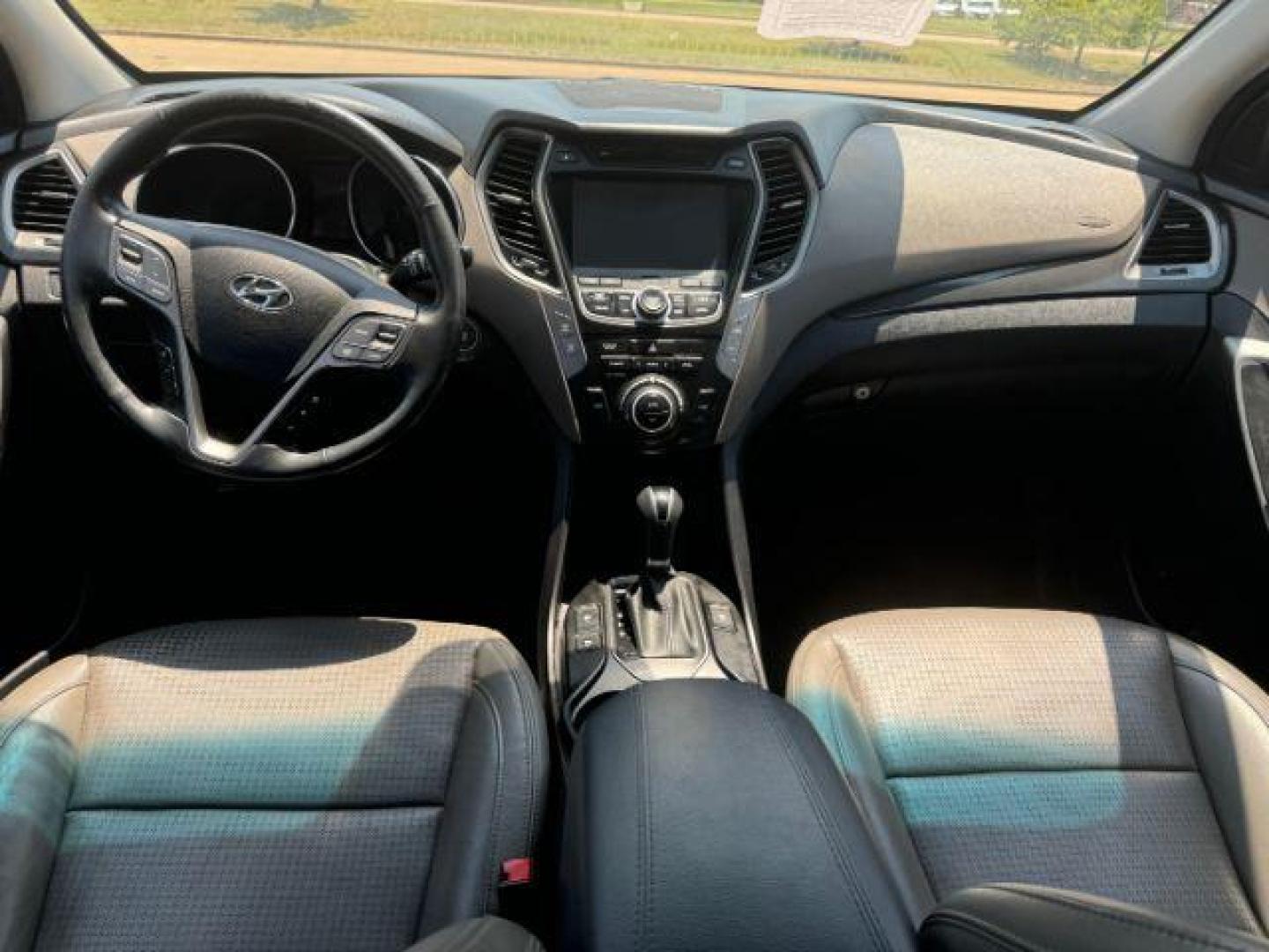 2015 WHITE Hyundai Santa Fe Sport 2.4 FWD (5XYZU3LB8FG) with an 2.4L L4 DOHC 16V engine, 6-Speed Automatic transmission, located at 2715 W Pioneer Pkwy, Arlington, TX, 76013, (817) 265-9009, 32.710262, -97.153236 - Photo#11