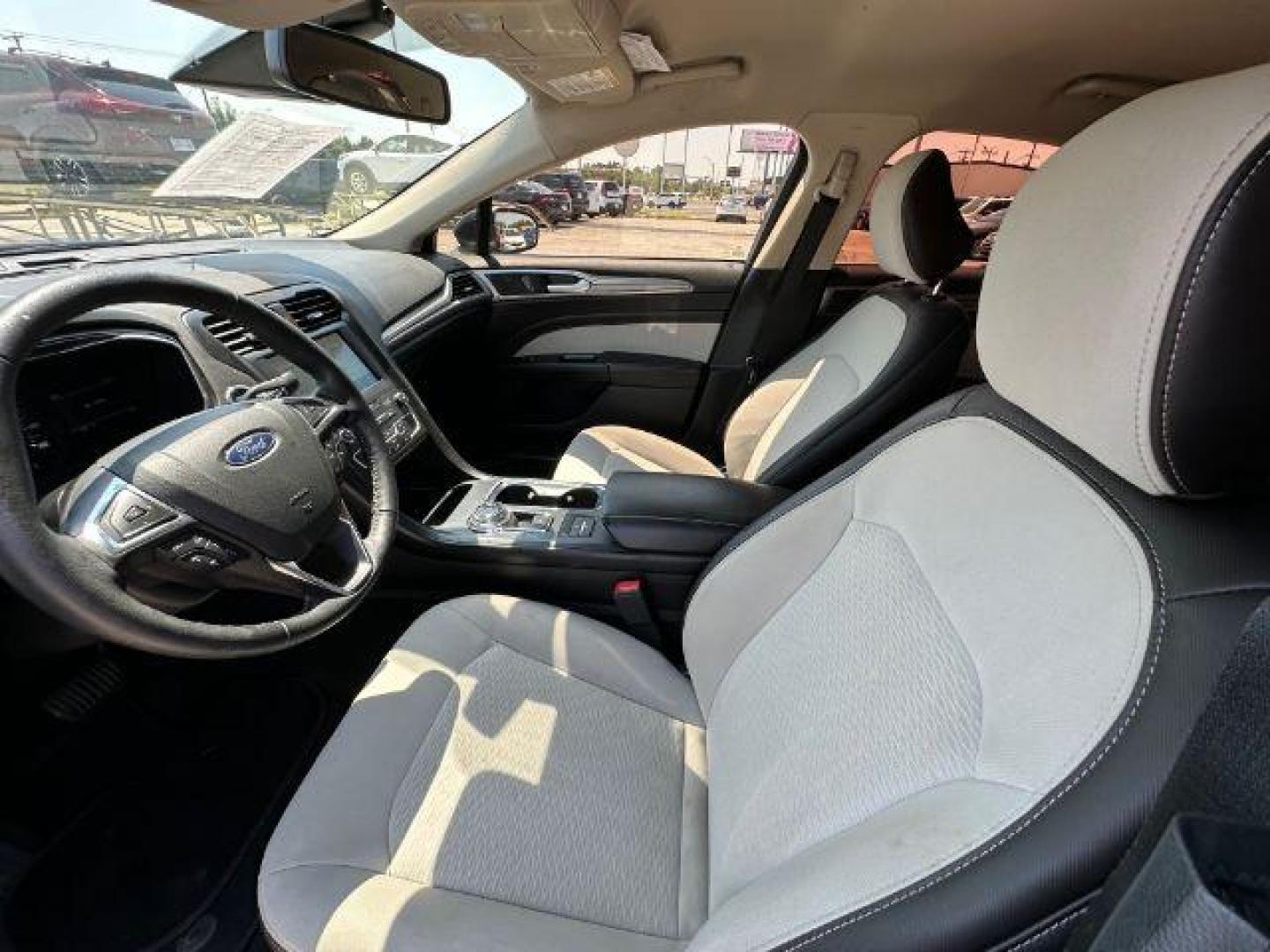 2020 Blue Ford Fusion SE (3FA6P0HD9LR) with an 1.5L L4 DOHC 16V engine, 6-Speed Automatic transmission, located at 2715 W Pioneer Pkwy, Arlington, TX, 76013, (817) 265-9009, 32.710262, -97.153236 - Photo#14
