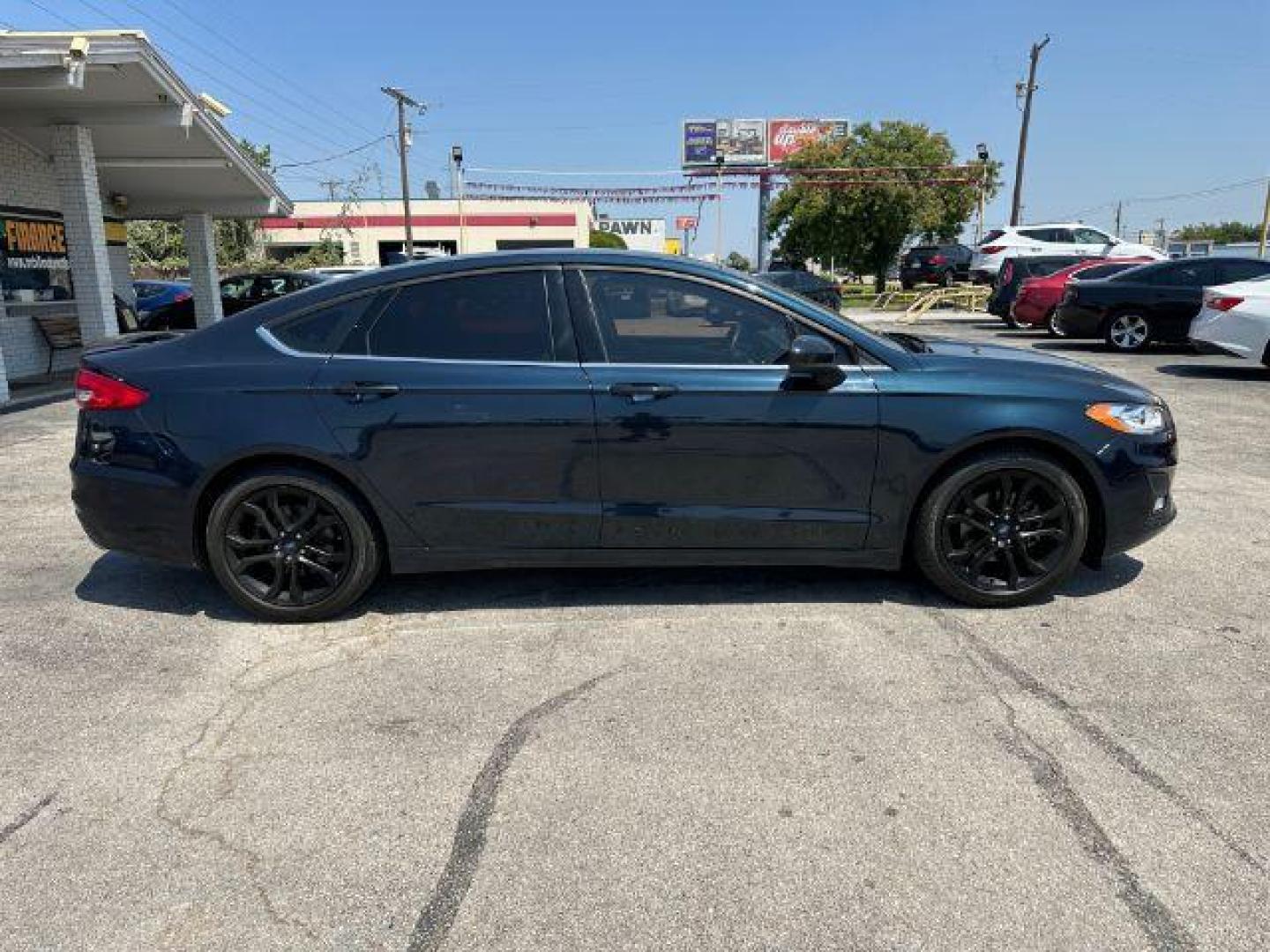 2020 Blue Ford Fusion SE (3FA6P0HD9LR) with an 1.5L L4 DOHC 16V engine, 6-Speed Automatic transmission, located at 2715 W Pioneer Pkwy, Arlington, TX, 76013, (817) 265-9009, 32.710262, -97.153236 - Photo#6
