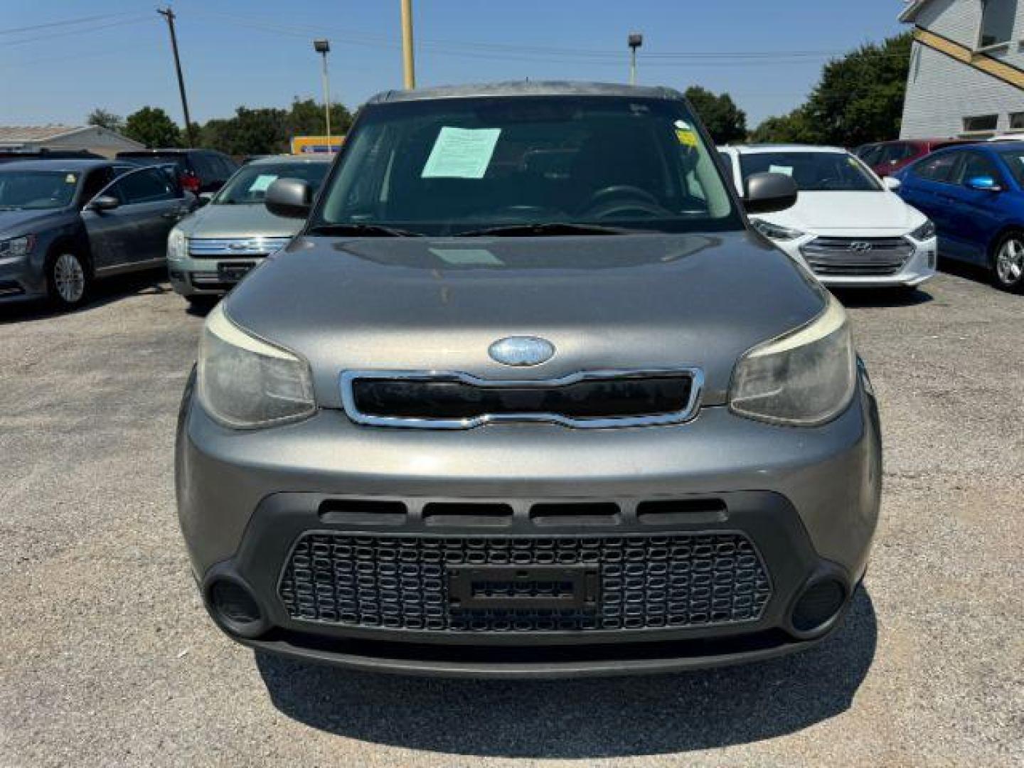 2015 GRAY Kia Soul + (KNDJP3A59F7) with an 2.0L L4 DOHC 16V engine, 6-Speed Automatic transmission, located at 2715 W Pioneer Pkwy, Arlington, TX, 76013, (817) 265-9009, 32.710262, -97.153236 - Photo#3