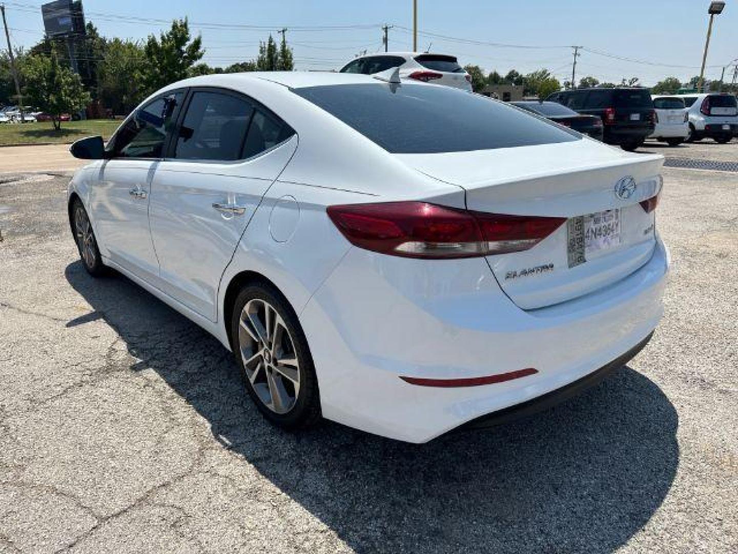 2017 WHITE Hyundai Elantra Limited (5NPD84LF3HH) with an 1.8L L4 DOHC 16V engine, 6-Speed Automatic transmission, located at 2715 W Pioneer Pkwy, Arlington, TX, 76013, (817) 265-9009, 32.710262, -97.153236 - Photo#9