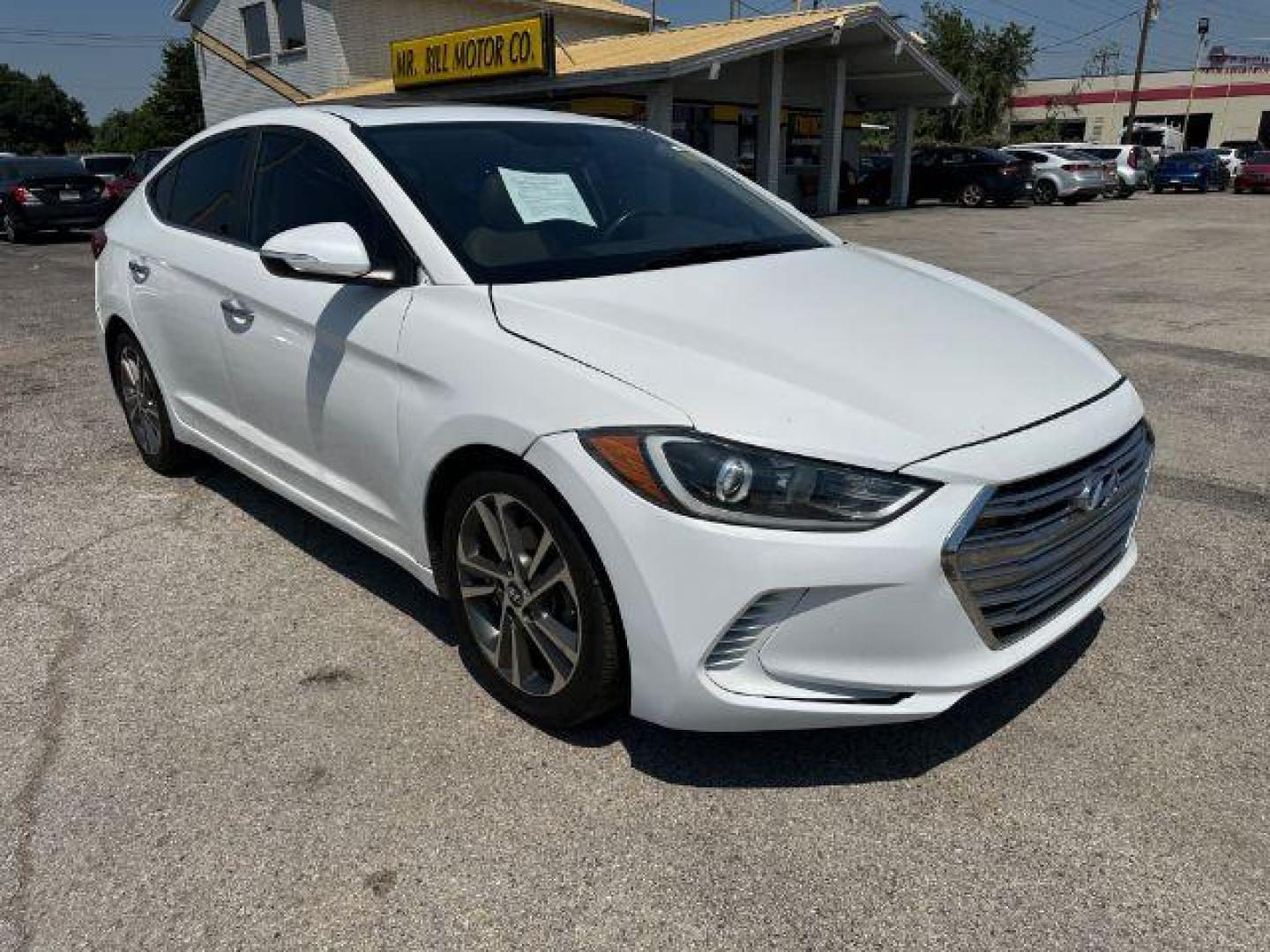 2017 WHITE Hyundai Elantra Limited (5NPD84LF3HH) with an 1.8L L4 DOHC 16V engine, 6-Speed Automatic transmission, located at 2715 W Pioneer Pkwy, Arlington, TX, 76013, (817) 265-9009, 32.710262, -97.153236 - Photo#5