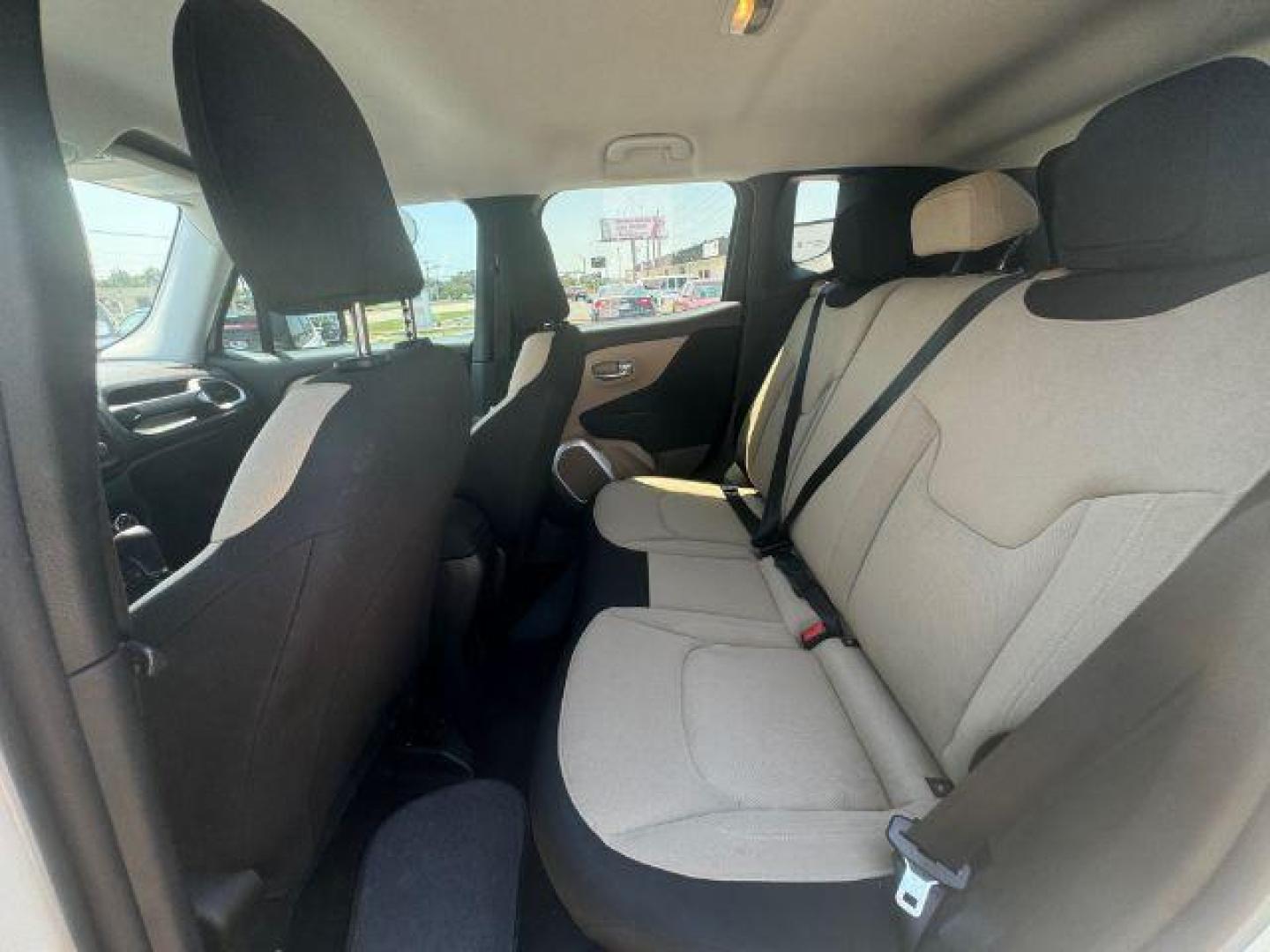 2016 WHITE Jeep Renegade Sport FWD (ZACCJAATXGP) with an 2.4L L4 DOHC 16V engine, 6-Speed Manual transmission, located at 2715 W Pioneer Pkwy, Arlington, TX, 76013, (817) 265-9009, 32.710262, -97.153236 - Photo#11