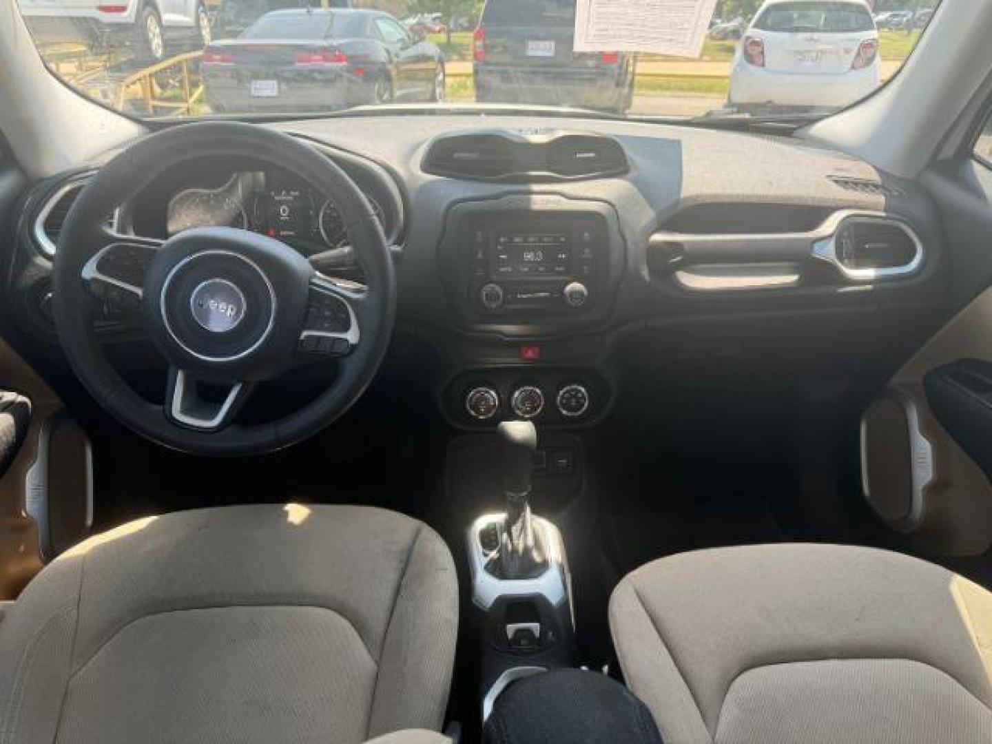 2016 WHITE Jeep Renegade Sport FWD (ZACCJAATXGP) with an 2.4L L4 DOHC 16V engine, 6-Speed Manual transmission, located at 2715 W Pioneer Pkwy, Arlington, TX, 76013, (817) 265-9009, 32.710262, -97.153236 - Photo#12