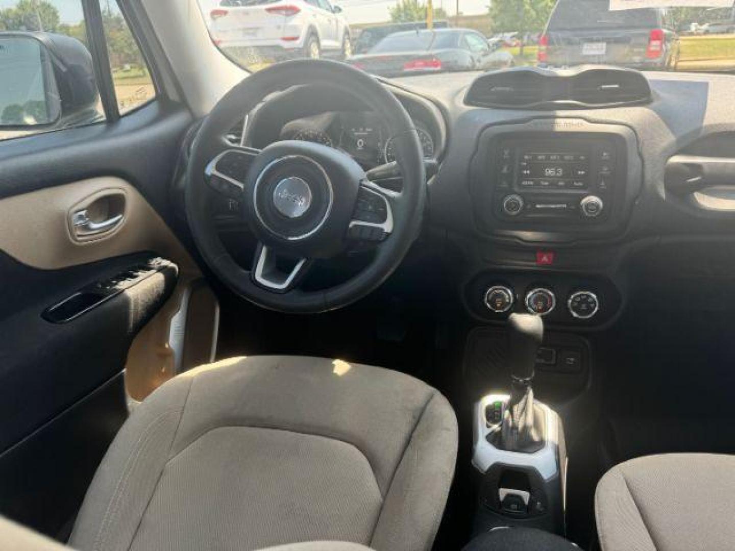 2016 WHITE Jeep Renegade Sport FWD (ZACCJAATXGP) with an 2.4L L4 DOHC 16V engine, 6-Speed Manual transmission, located at 2715 W Pioneer Pkwy, Arlington, TX, 76013, (817) 265-9009, 32.710262, -97.153236 - Photo#13