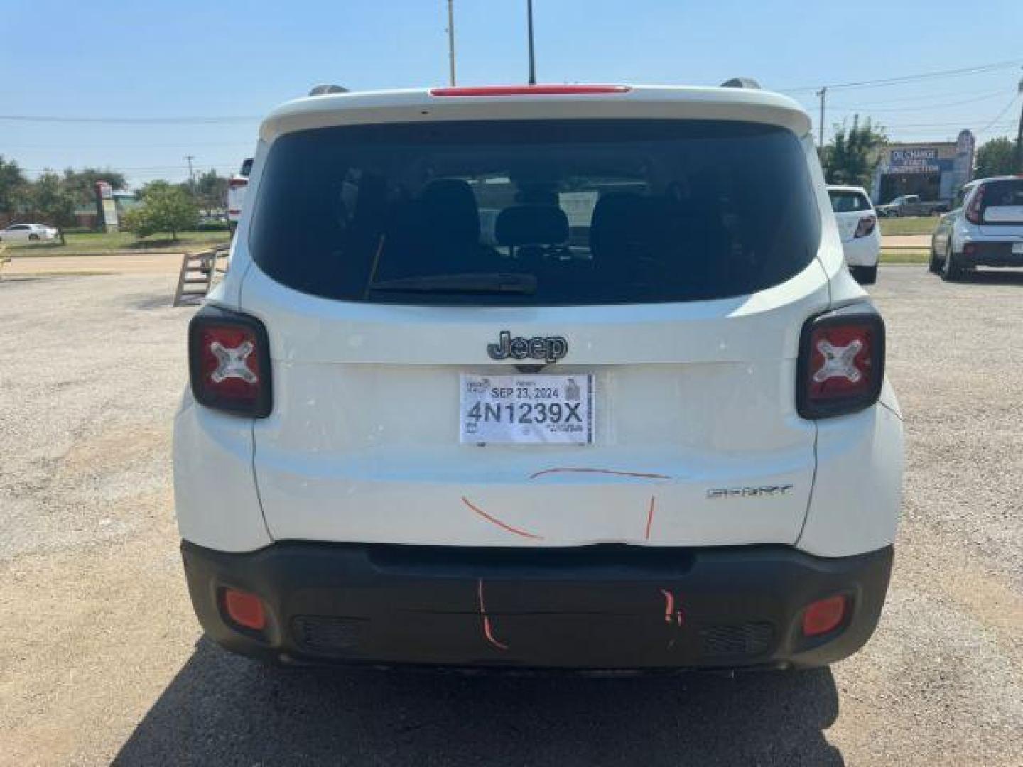 2016 WHITE Jeep Renegade Sport FWD (ZACCJAATXGP) with an 2.4L L4 DOHC 16V engine, 6-Speed Manual transmission, located at 2715 W Pioneer Pkwy, Arlington, TX, 76013, (817) 265-9009, 32.710262, -97.153236 - Photo#7