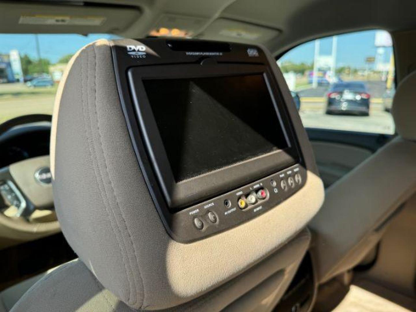 2007 BLUE GMC Yukon SLE-1 2WD (1GKFC13J97R) with an 5.3L V8 OHV 16V engine, 4-Speed Automatic transmission, located at 2715 W Pioneer Pkwy, Arlington, TX, 76013, (817) 265-9009, 32.710262, -97.153236 - Photo#13
