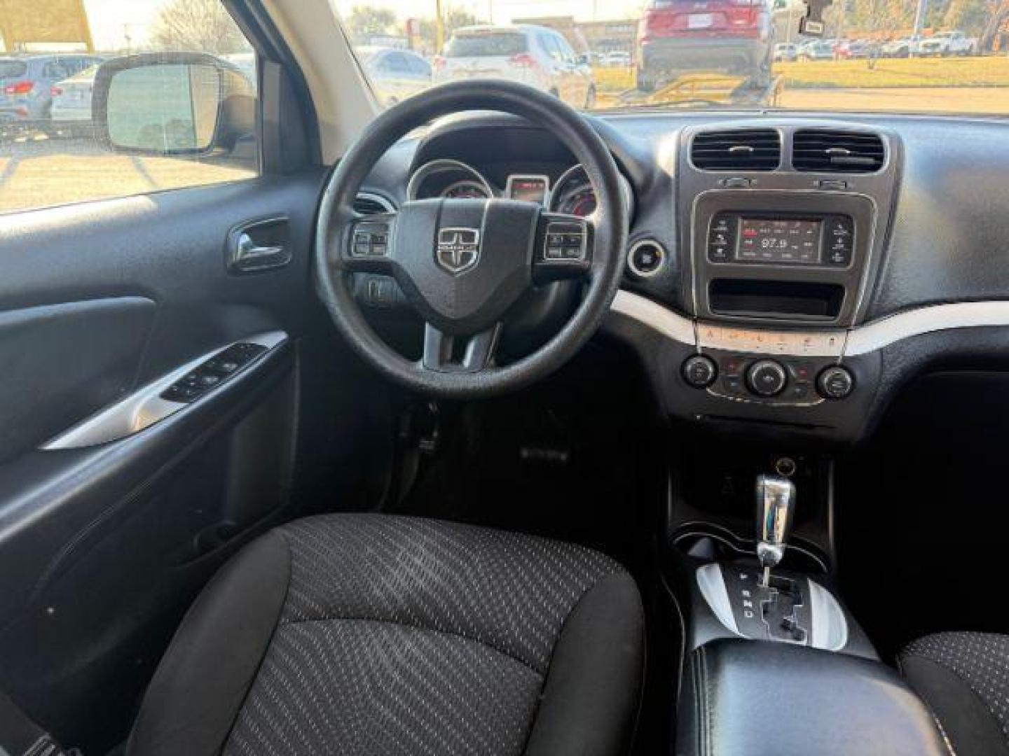 2020 GRAY Dodge Journey SE Value (3C4PDCAB7LT) with an 2.4L L4 DOHC 16V engine, 6-Speed Automatic transmission, located at 2715 W Pioneer Pkwy, Arlington, TX, 76013, (817) 265-9009, 32.710262, -97.153236 - Photo#13