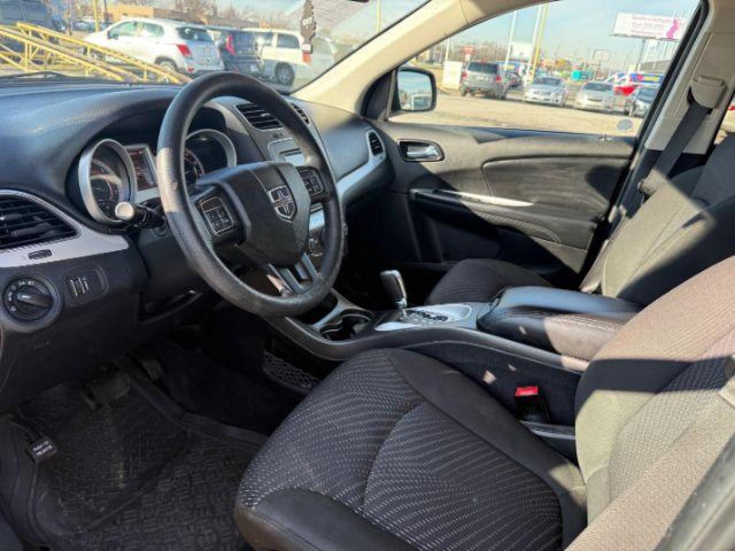 2020 GRAY Dodge Journey SE Value (3C4PDCAB7LT) with an 2.4L L4 DOHC 16V engine, 6-Speed Automatic transmission, located at 2715 W Pioneer Pkwy, Arlington, TX, 76013, (817) 265-9009, 32.710262, -97.153236 - Photo#15