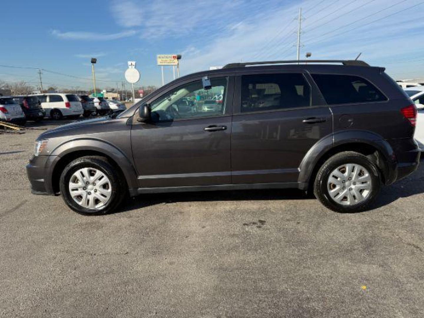 2020 GRAY Dodge Journey SE Value (3C4PDCAB7LT) with an 2.4L L4 DOHC 16V engine, 6-Speed Automatic transmission, located at 2715 W Pioneer Pkwy, Arlington, TX, 76013, (817) 265-9009, 32.710262, -97.153236 - Photo#2