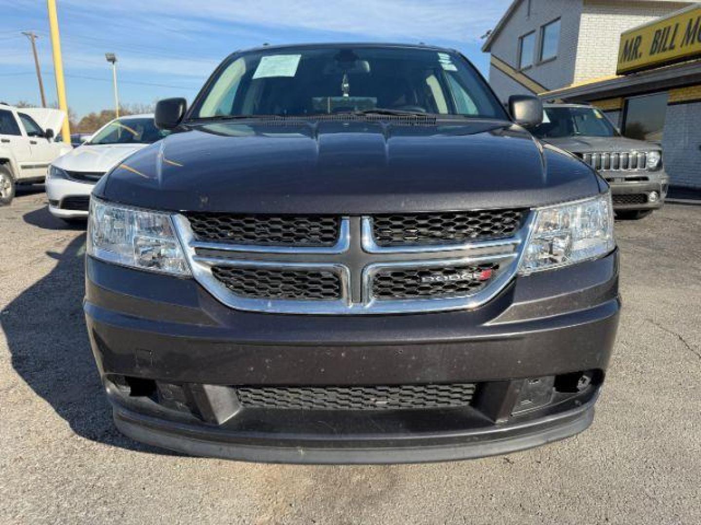 2020 GRAY Dodge Journey SE Value (3C4PDCAB7LT) with an 2.4L L4 DOHC 16V engine, 6-Speed Automatic transmission, located at 2715 W Pioneer Pkwy, Arlington, TX, 76013, (817) 265-9009, 32.710262, -97.153236 - Photo#4