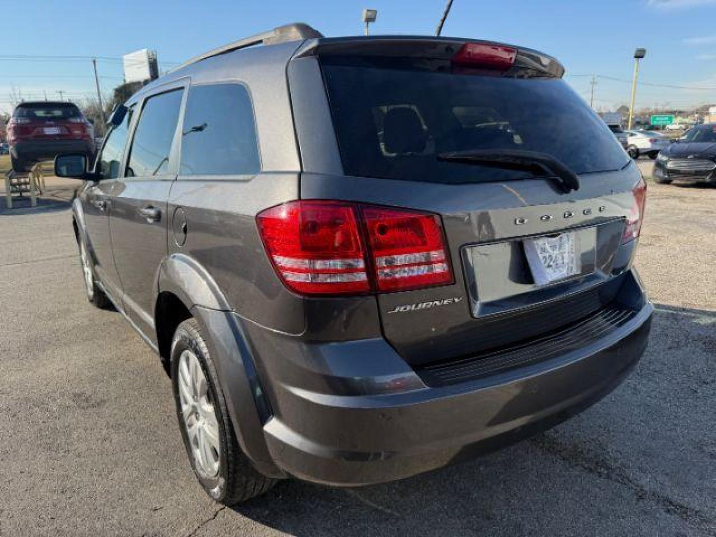 2020 GRAY Dodge Journey SE Value (3C4PDCAB7LT) with an 2.4L L4 DOHC 16V engine, 6-Speed Automatic transmission, located at 2715 W Pioneer Pkwy, Arlington, TX, 76013, (817) 265-9009, 32.710262, -97.153236 - Photo#8