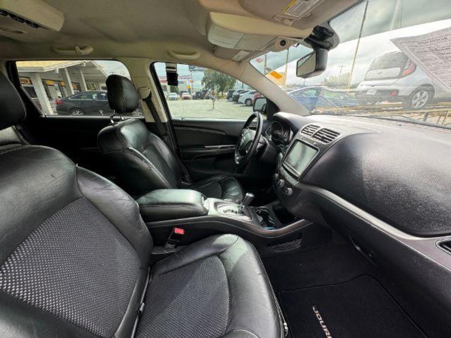 2016 Dodge Journey Crossroad Plus FWD (3C4PDCGB0GT) with an 2.4L L4 DOHC 16V engine, 4-Speed Automatic transmission, located at 2715 W Pioneer Pkwy, Arlington, TX, 76013, (817) 265-9009, 32.710262, -97.153236 - Photo#11