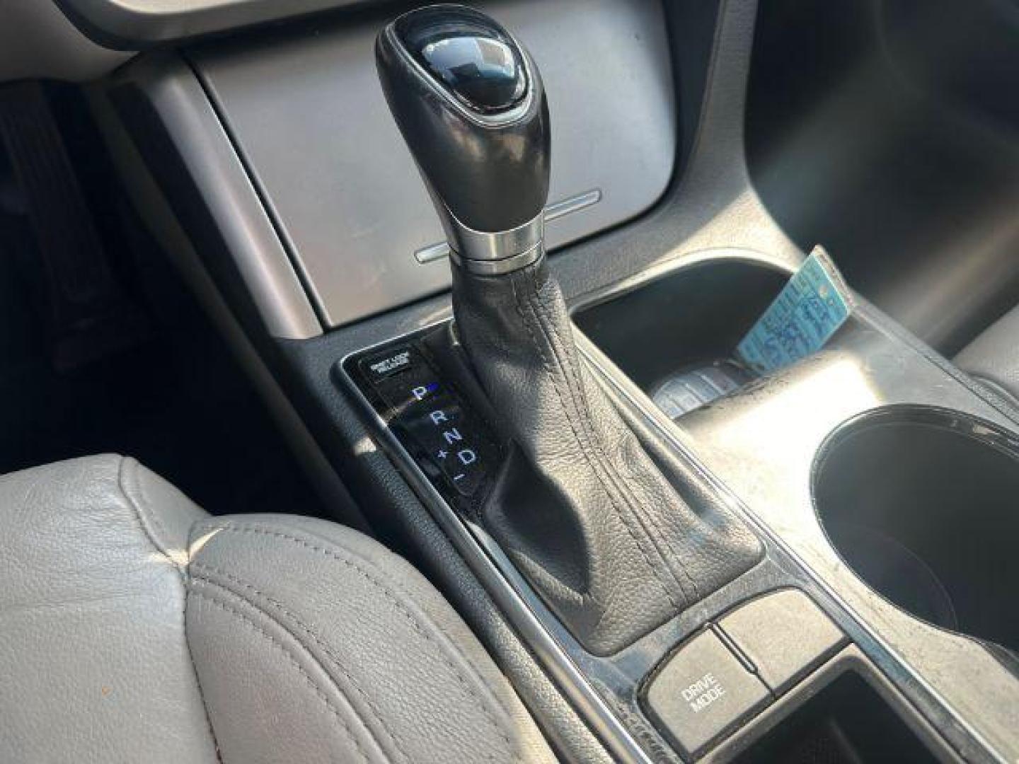 2015 RED Hyundai Sonata Sport (5NPE34AF6FH) with an 2.4L L4 DOHC 16V engine, 6-Speed Automatic transmission, located at 2715 W Pioneer Pkwy, Arlington, TX, 76013, (817) 265-9009, 32.710262, -97.153236 - Photo#16