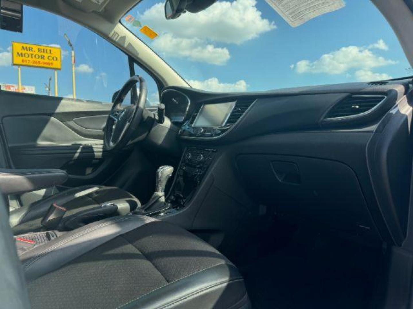 2020 WHITE Buick Encore Preferred FWD (KL4CJASB2LB) with an 1.4L L4 DOHC 16V TURBO engine, 6-Speed Automatic transmission, located at 2715 W Pioneer Pkwy, Arlington, TX, 76013, (817) 265-9009, 32.710262, -97.153236 - Photo#14