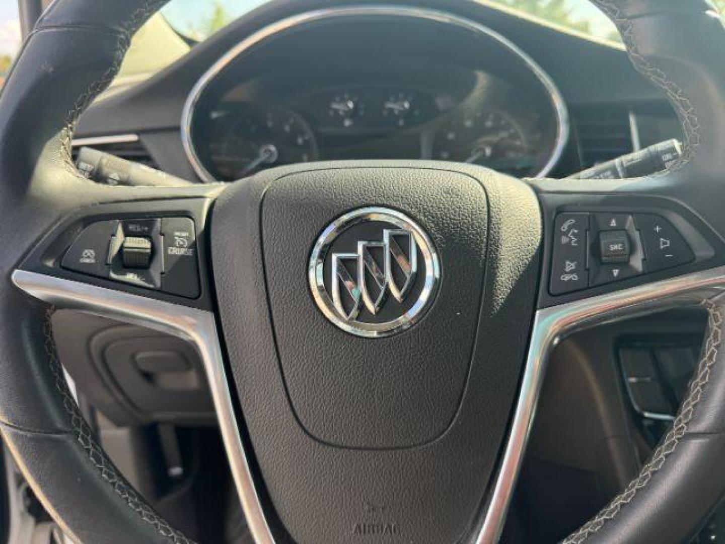 2020 WHITE Buick Encore Preferred FWD (KL4CJASB2LB) with an 1.4L L4 DOHC 16V TURBO engine, 6-Speed Automatic transmission, located at 2715 W Pioneer Pkwy, Arlington, TX, 76013, (817) 265-9009, 32.710262, -97.153236 - Photo#18