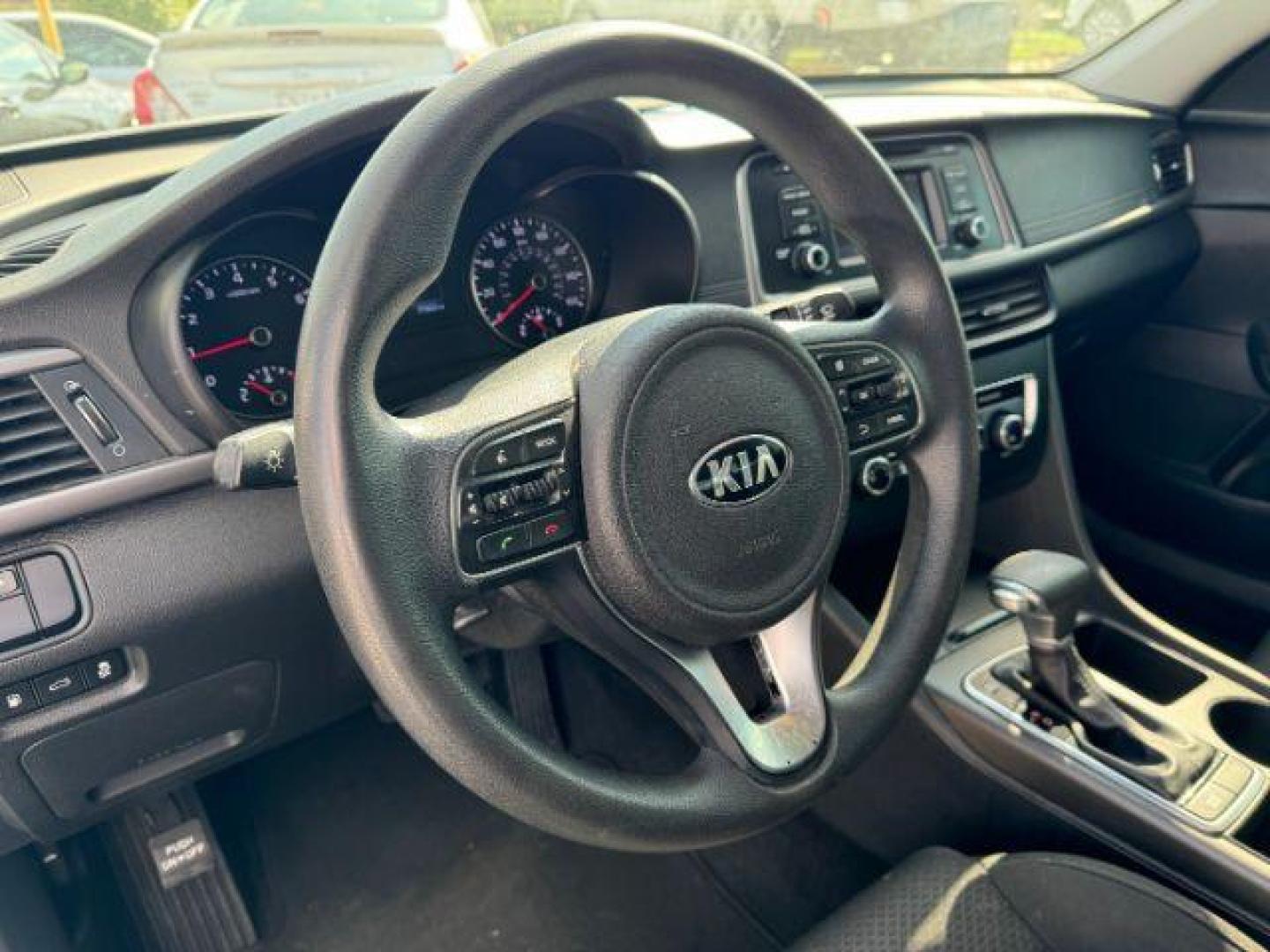 2016 GRAY Kia Optima LX (5XXGT4L37GG) with an 2.4L L4 DOHC 16V engine, 6-Speed Automatic transmission, located at 2715 W Pioneer Pkwy, Arlington, TX, 76013, (817) 265-9009, 32.710262, -97.153236 - Photo#15