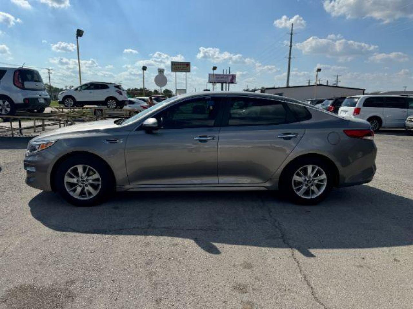 2016 GRAY Kia Optima LX (5XXGT4L37GG) with an 2.4L L4 DOHC 16V engine, 6-Speed Automatic transmission, located at 2715 W Pioneer Pkwy, Arlington, TX, 76013, (817) 265-9009, 32.710262, -97.153236 - Photo#2