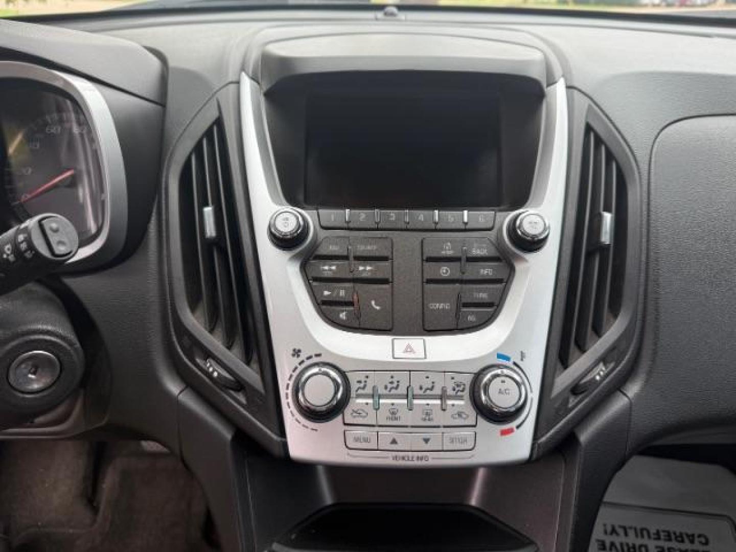 2017 GRAY Chevrolet Equinox LT 2WD (2GNALCEK1H1) with an 2.4L L4 DOHC 16V FFV engine, 6-Speed Automatic transmission, located at 2715 W Pioneer Pkwy, Arlington, TX, 76013, (817) 265-9009, 32.710262, -97.153236 - Photo#15
