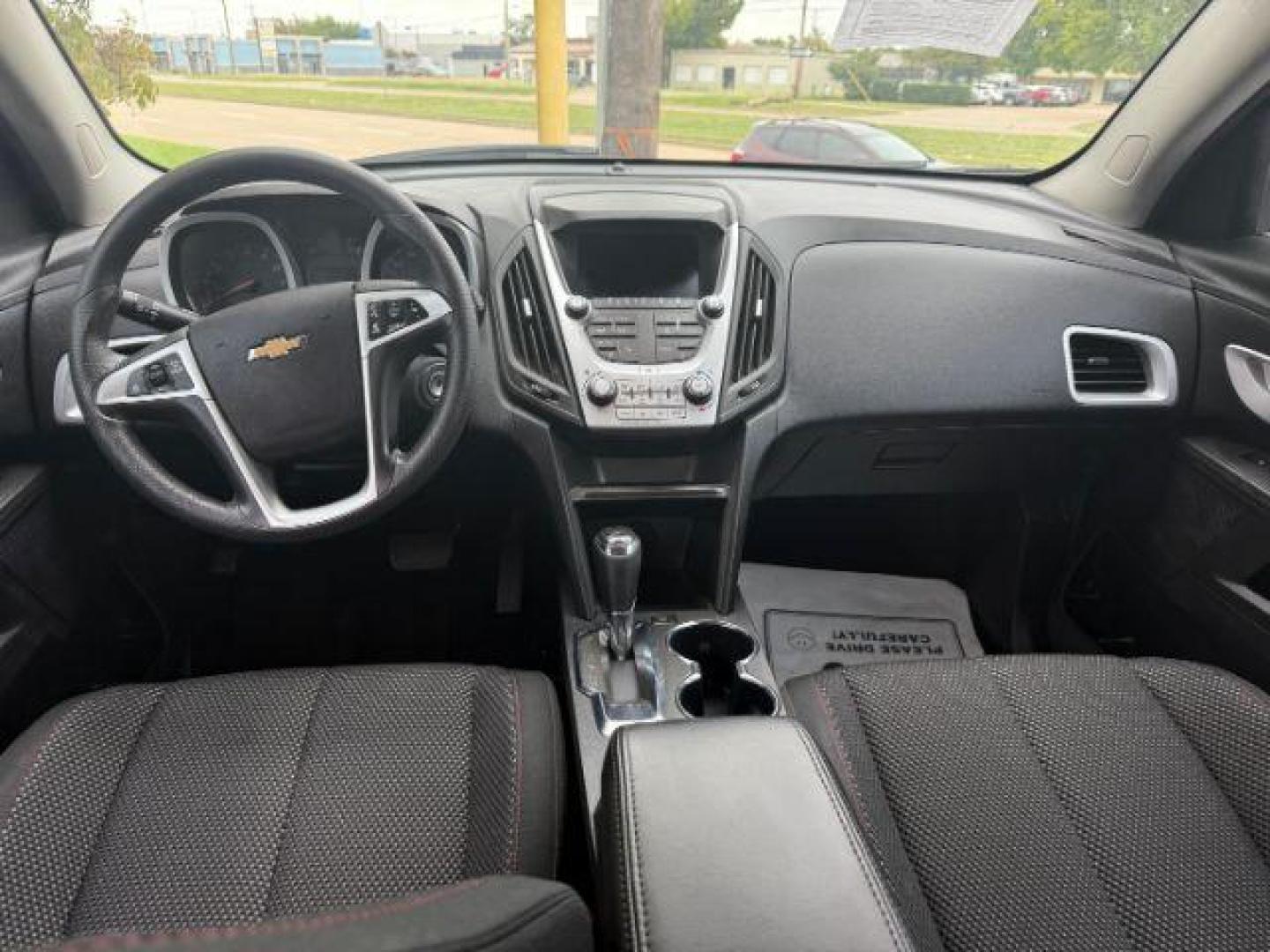 2017 GRAY Chevrolet Equinox LT 2WD (2GNALCEK1H1) with an 2.4L L4 DOHC 16V FFV engine, 6-Speed Automatic transmission, located at 2715 W Pioneer Pkwy, Arlington, TX, 76013, (817) 265-9009, 32.710262, -97.153236 - Photo#10