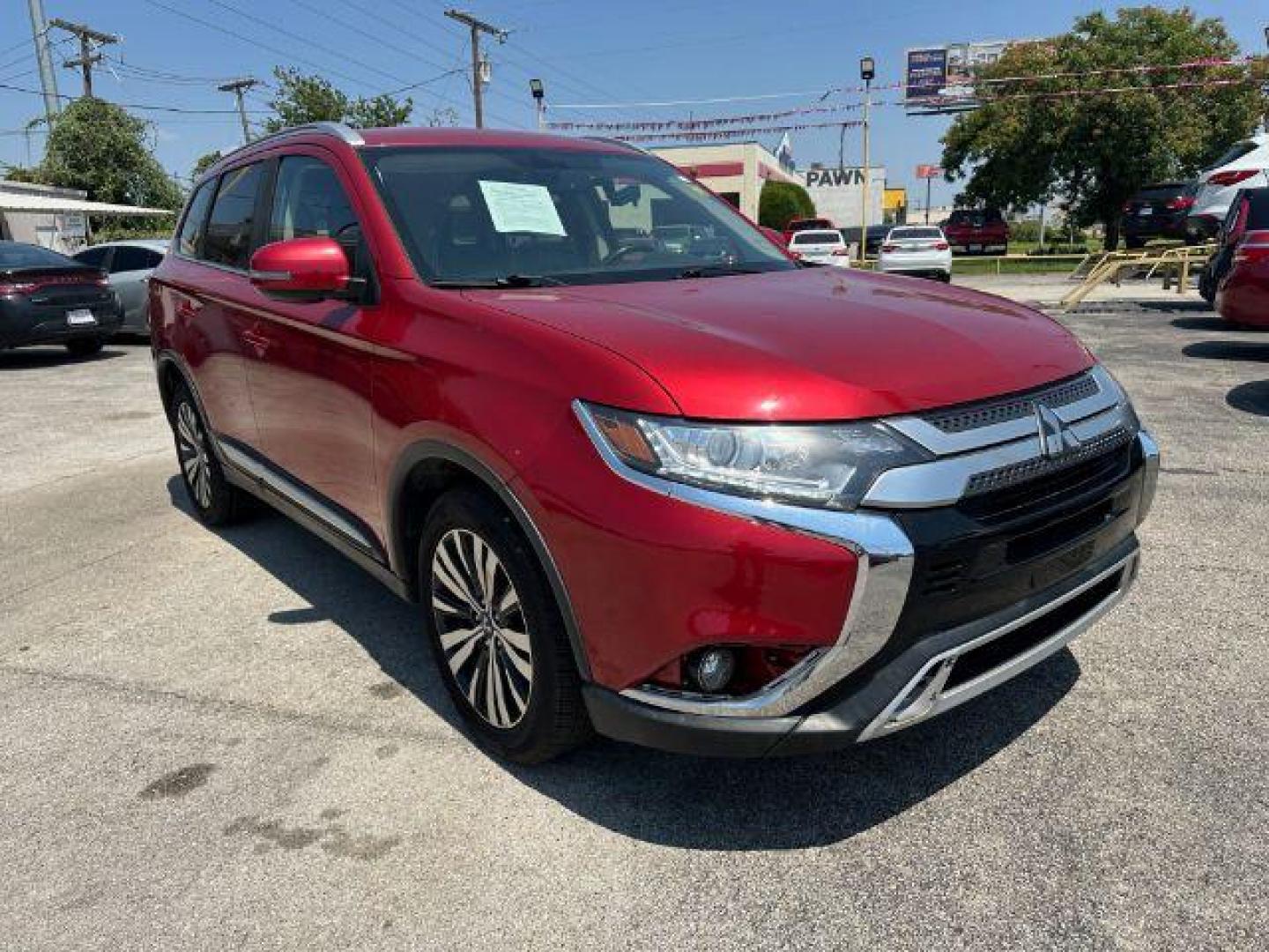 2020 RED Mitsubishi Outlander ES 2WD (JA4AD2A37LZ) with an 2.4L L4 DOHC 16V engine, Continuously Variabl transmission, located at 2715 W Pioneer Pkwy, Arlington, TX, 76013, (817) 265-9009, 32.710262, -97.153236 - Photo#4