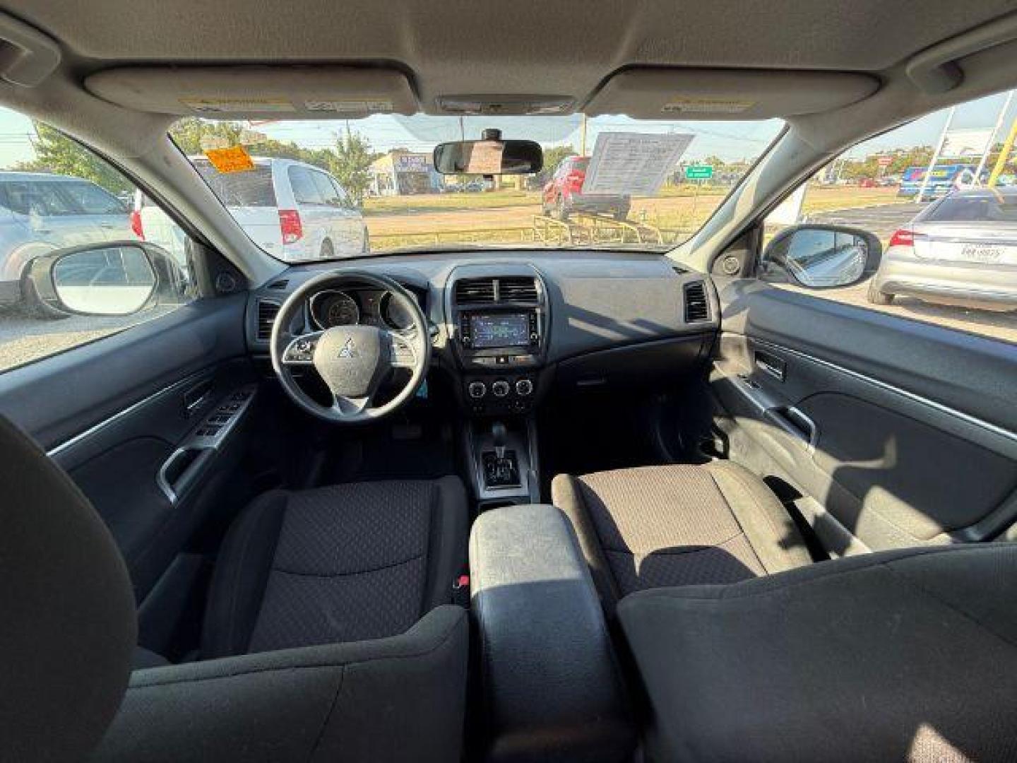 2018 WHITE Mitsubishi Outlander Sport 2.0 ES CVT (JA4AP3AU1JU) with an 2.0L L4 DOHC 16V engine, Continuously Variable Transmission transmission, located at 2715 W Pioneer Pkwy, Arlington, TX, 76013, (817) 265-9009, 32.710262, -97.153236 - Photo#13