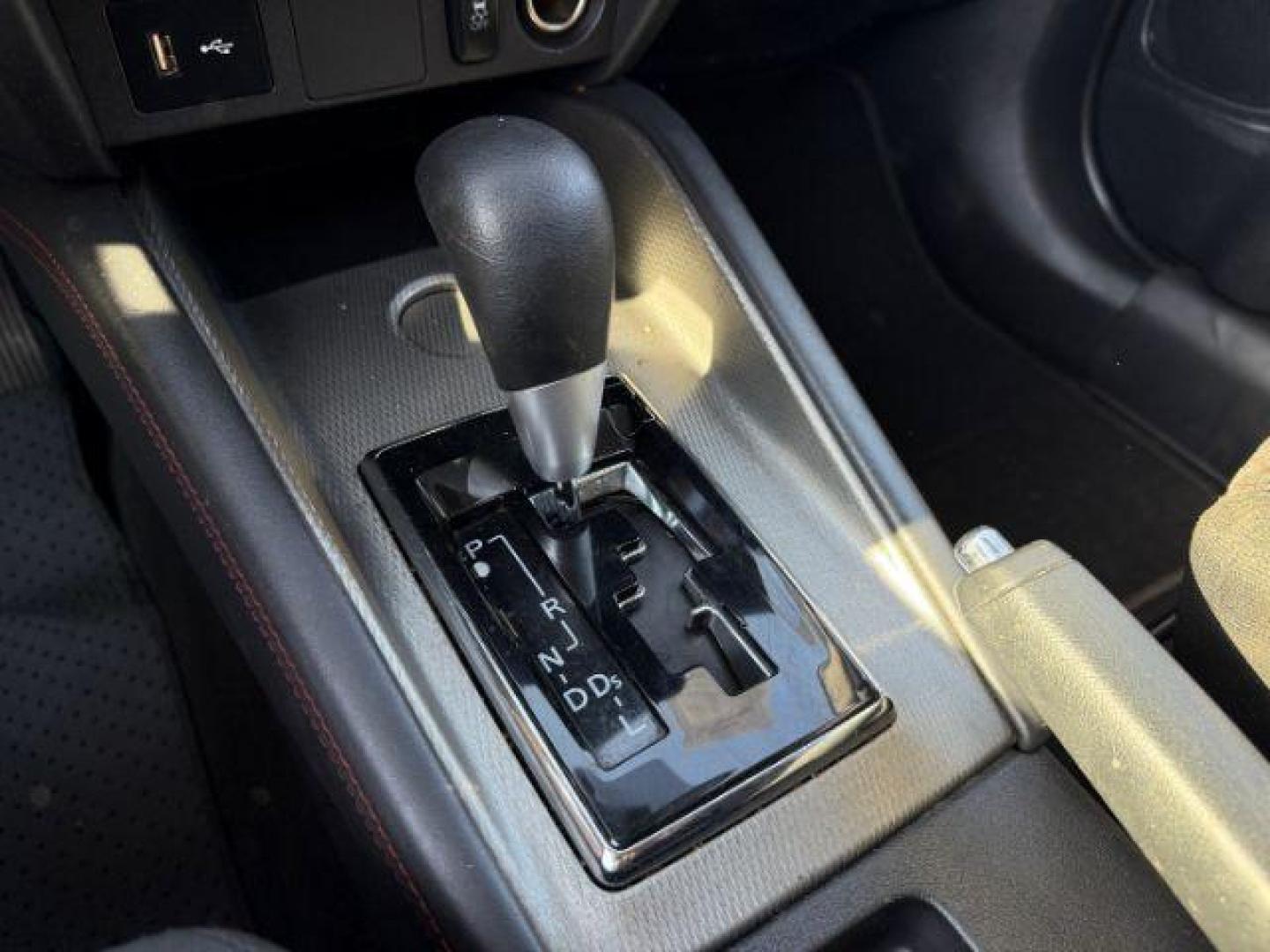2018 WHITE Mitsubishi Outlander Sport 2.0 ES CVT (JA4AP3AU1JU) with an 2.0L L4 DOHC 16V engine, Continuously Variable Transmission transmission, located at 2715 W Pioneer Pkwy, Arlington, TX, 76013, (817) 265-9009, 32.710262, -97.153236 - Photo#16