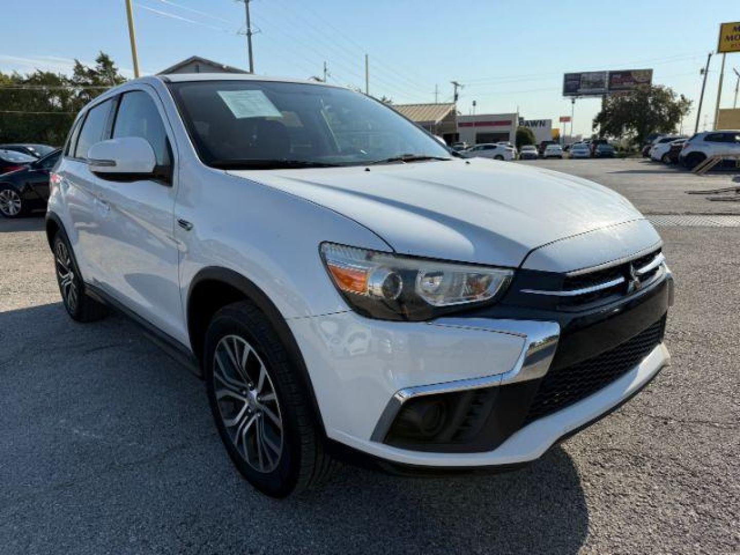 2018 WHITE Mitsubishi Outlander Sport 2.0 ES CVT (JA4AP3AU1JU) with an 2.0L L4 DOHC 16V engine, Continuously Variable Transmission transmission, located at 2715 W Pioneer Pkwy, Arlington, TX, 76013, (817) 265-9009, 32.710262, -97.153236 - Photo#5