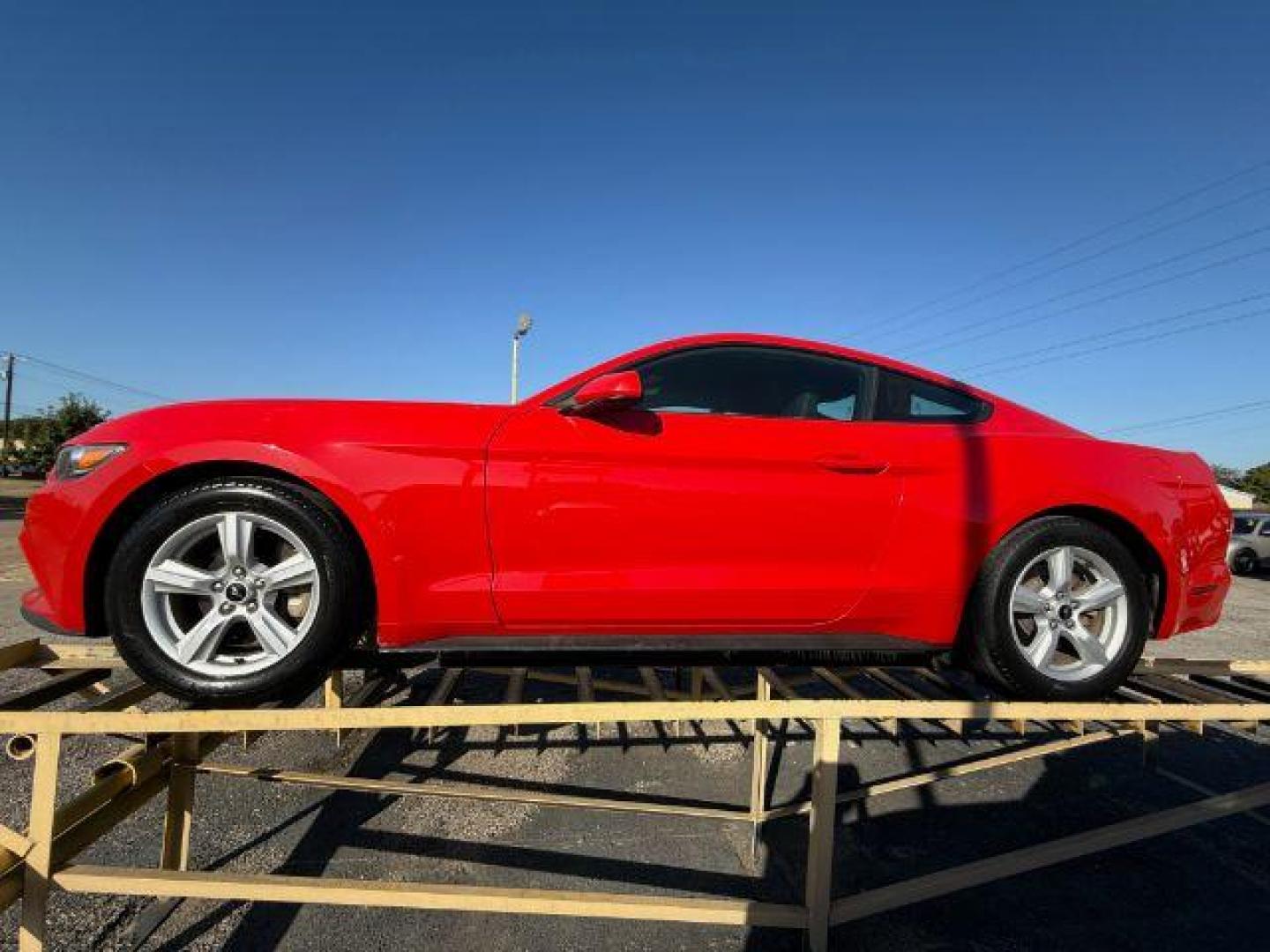 2015 RED Ford Mustang V6 Coupe (1FA6P8AM2F5) with an 3.7L V6 DOHC 24V engine, located at 2715 W Pioneer Pkwy, Arlington, TX, 76013, (817) 265-9009, 32.710262, -97.153236 - Photo#1
