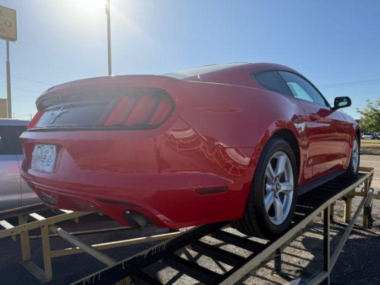 2015 RED Ford Mustang V6 Coupe (1FA6P8AM2F5) with an 3.7L V6 DOHC 24V engine, located at 2715 W Pioneer Pkwy, Arlington, TX, 76013, (817) 265-9009, 32.710262, -97.153236 - Photo#5