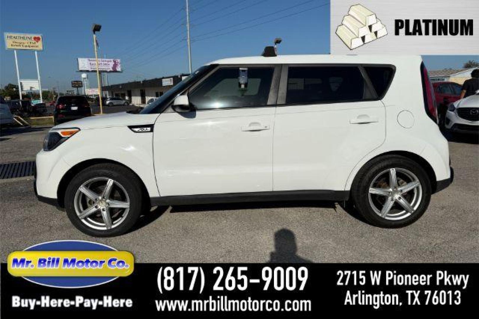 2016 WHITE Kia Soul + (KNDJP3A55G7) with an 2.0L L4 DOHC 16V engine, 6-Speed Automatic transmission, located at 2715 W Pioneer Pkwy, Arlington, TX, 76013, (817) 265-9009, 32.710262, -97.153236 - Photo#0
