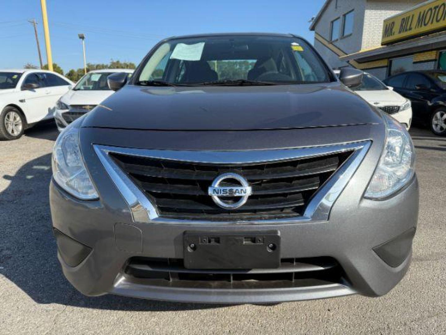 2019 GRAY Nissan Versa 1.6 SV Sedan (3N1CN7AP7KL) with an 1.6L L4 DOHC 16V engine, Continuously Variable Transmission transmission, located at 2715 W Pioneer Pkwy, Arlington, TX, 76013, (817) 265-9009, 32.710262, -97.153236 - Photo#4