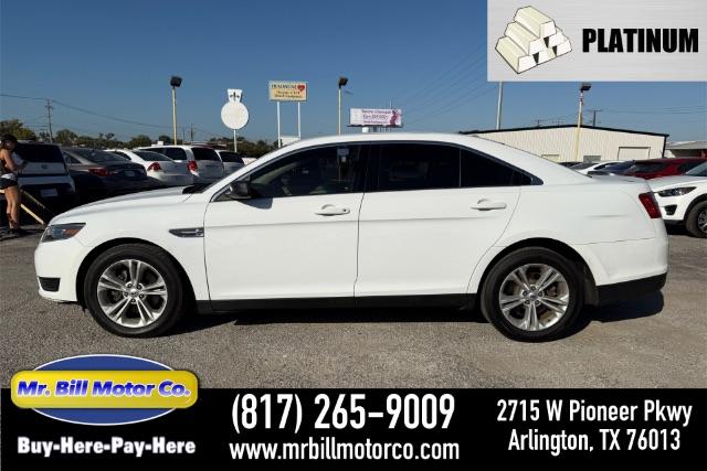 photo of 2016 Ford Taurus SE FWD