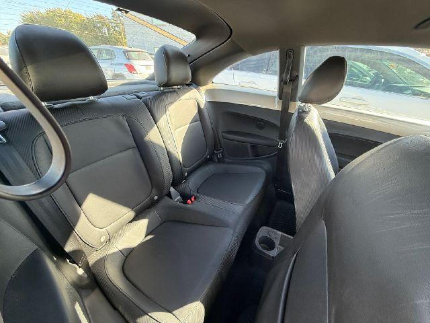 2012 TAN Volkswagen Beetle 2.5L (3VWJX7AT1CM) with an 2.5L L5 DOHC 20V engine, located at 2715 W Pioneer Pkwy, Arlington, TX, 76013, (817) 265-9009, 32.710262, -97.153236 - Photo#15