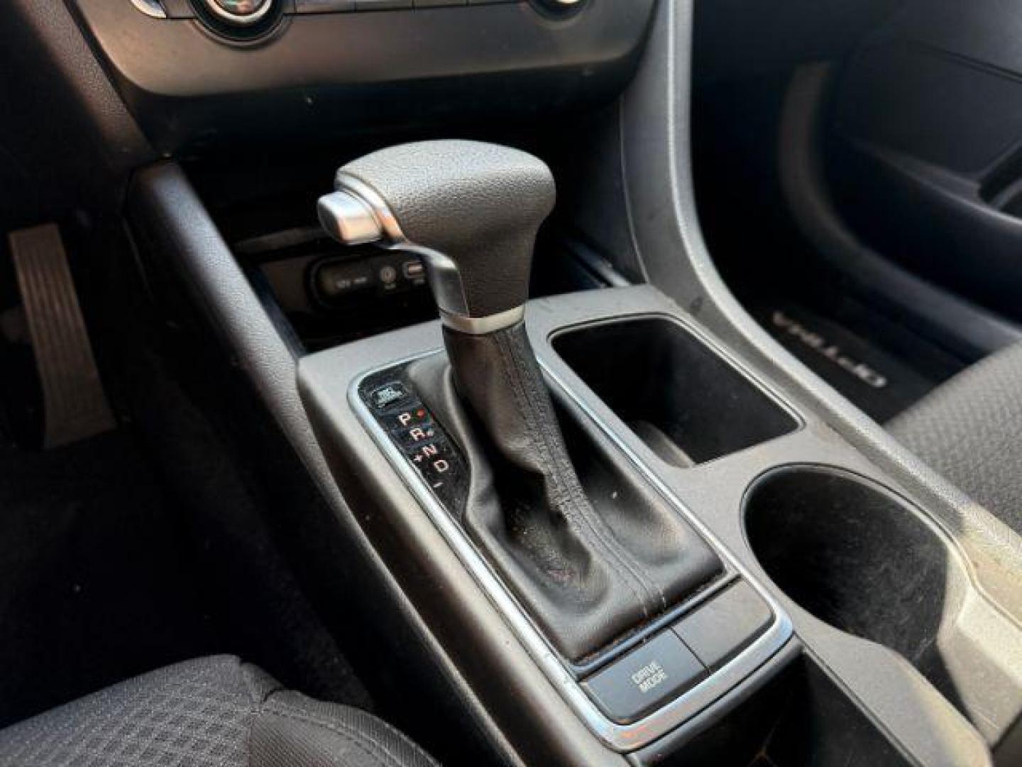 2017 BLUE Kia Optima LX (5XXGT4L33HG) with an 2.4L L4 DOHC 16V engine, 6-Speed Automatic transmission, located at 2715 W Pioneer Pkwy, Arlington, TX, 76013, (817) 265-9009, 32.710262, -97.153236 - Photo#16