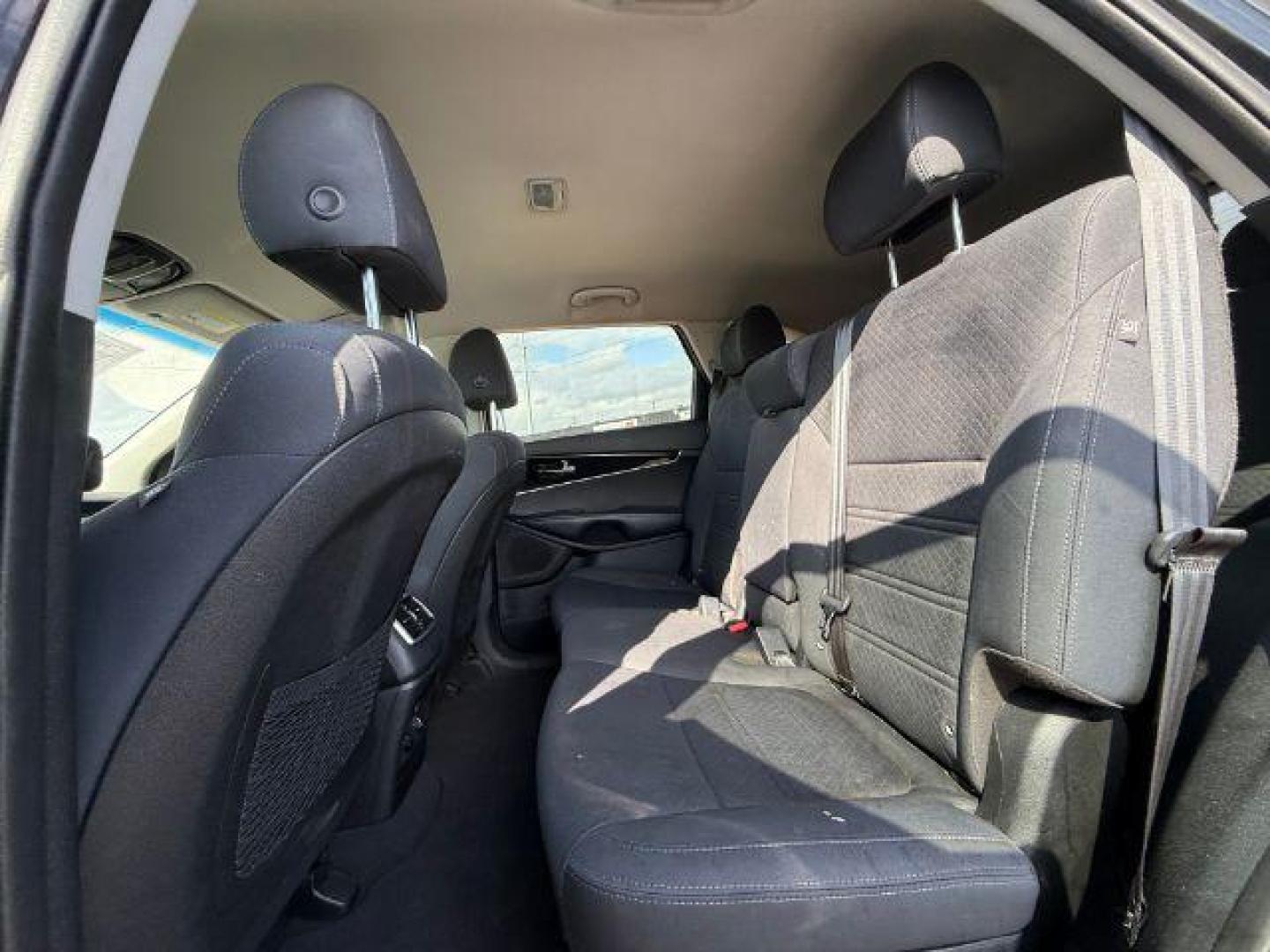 2019 BLACK Kia Sorento LX 2WD (5XYPG4A30KG) with an 2.4L L4 DOHC 16V engine, 6-Speed Automatic transmission, located at 2715 W Pioneer Pkwy, Arlington, TX, 76013, (817) 265-9009, 32.710262, -97.153236 - Photo#11