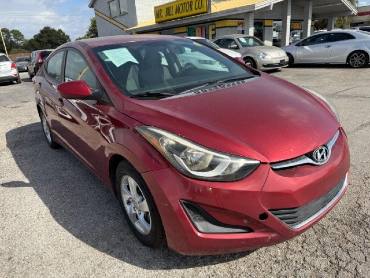 2014 RED Hyundai Elantra SE (5NPDH4AE1EH) , located at 2715 W Pioneer Pkwy, Arlington, TX, 76013, (817) 265-9009, 32.710262, -97.153236- Photo#3