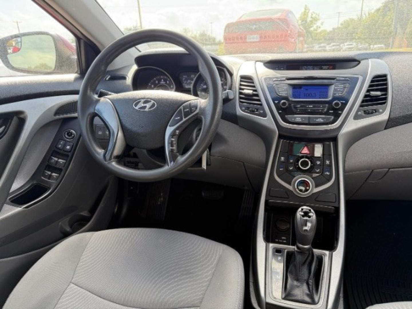 2014 RED Hyundai Elantra SE (5NPDH4AE1EH) , located at 2715 W Pioneer Pkwy, Arlington, TX, 76013, (817) 265-9009, 32.710262, -97.153236- Photo#11