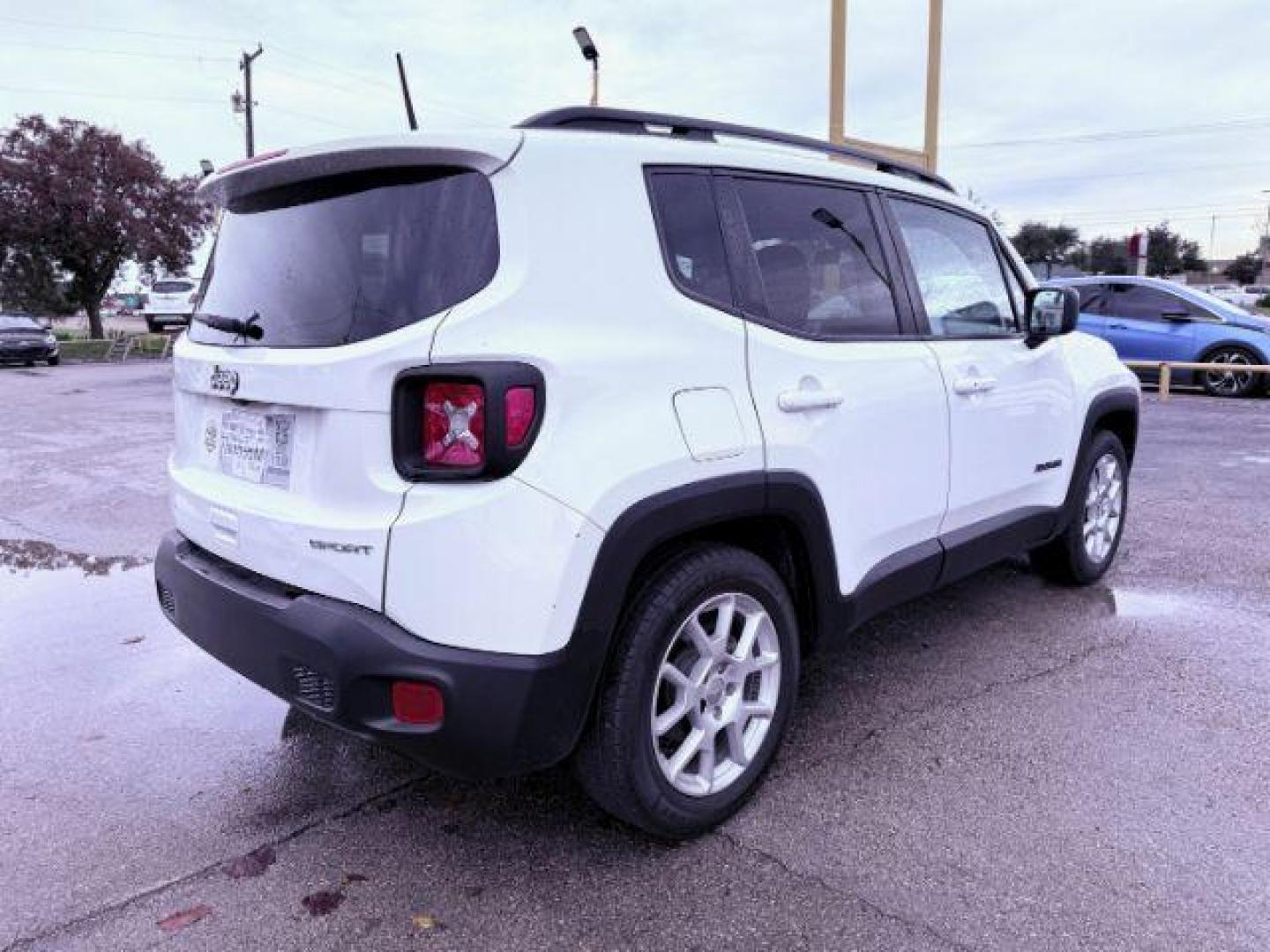 2020 WHITE Jeep Renegade Sport (ZACNJAAB8LP) with an 2.4L L4 DOHC 16V engine, 9-Speed Automatic transmission, located at 2715 W Pioneer Pkwy, Arlington, TX, 76013, (817) 265-9009, 32.710262, -97.153236 - Photo#6