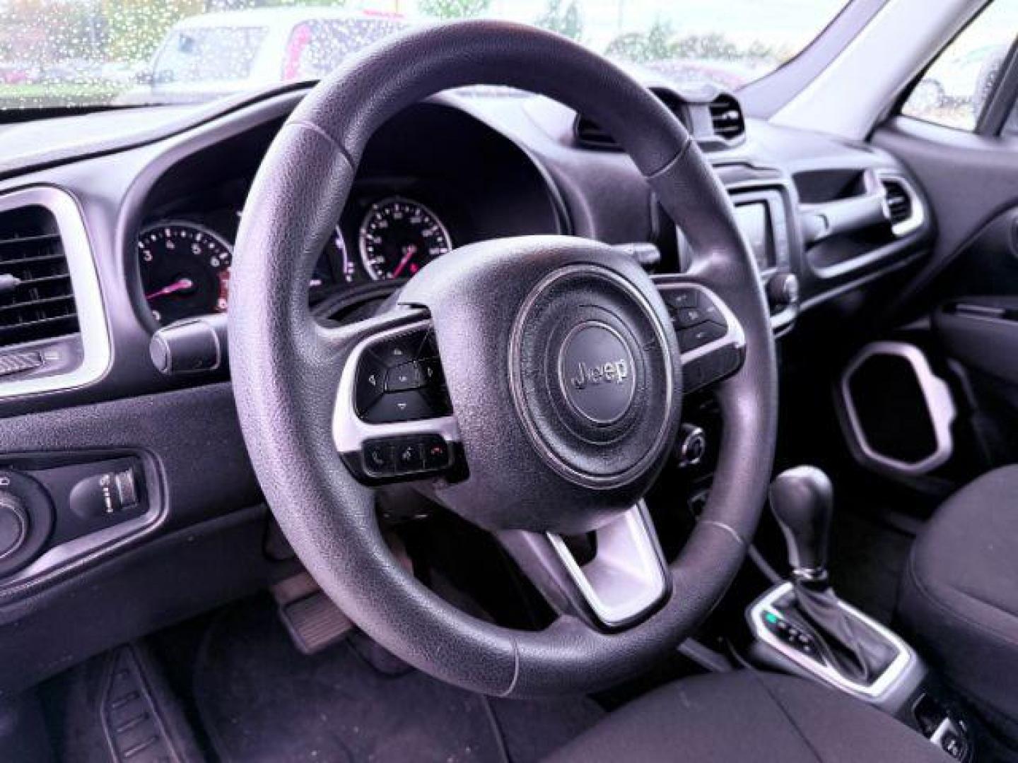 2020 WHITE Jeep Renegade Sport (ZACNJAAB8LP) with an 2.4L L4 DOHC 16V engine, 9-Speed Automatic transmission, located at 2715 W Pioneer Pkwy, Arlington, TX, 76013, (817) 265-9009, 32.710262, -97.153236 - Photo#14